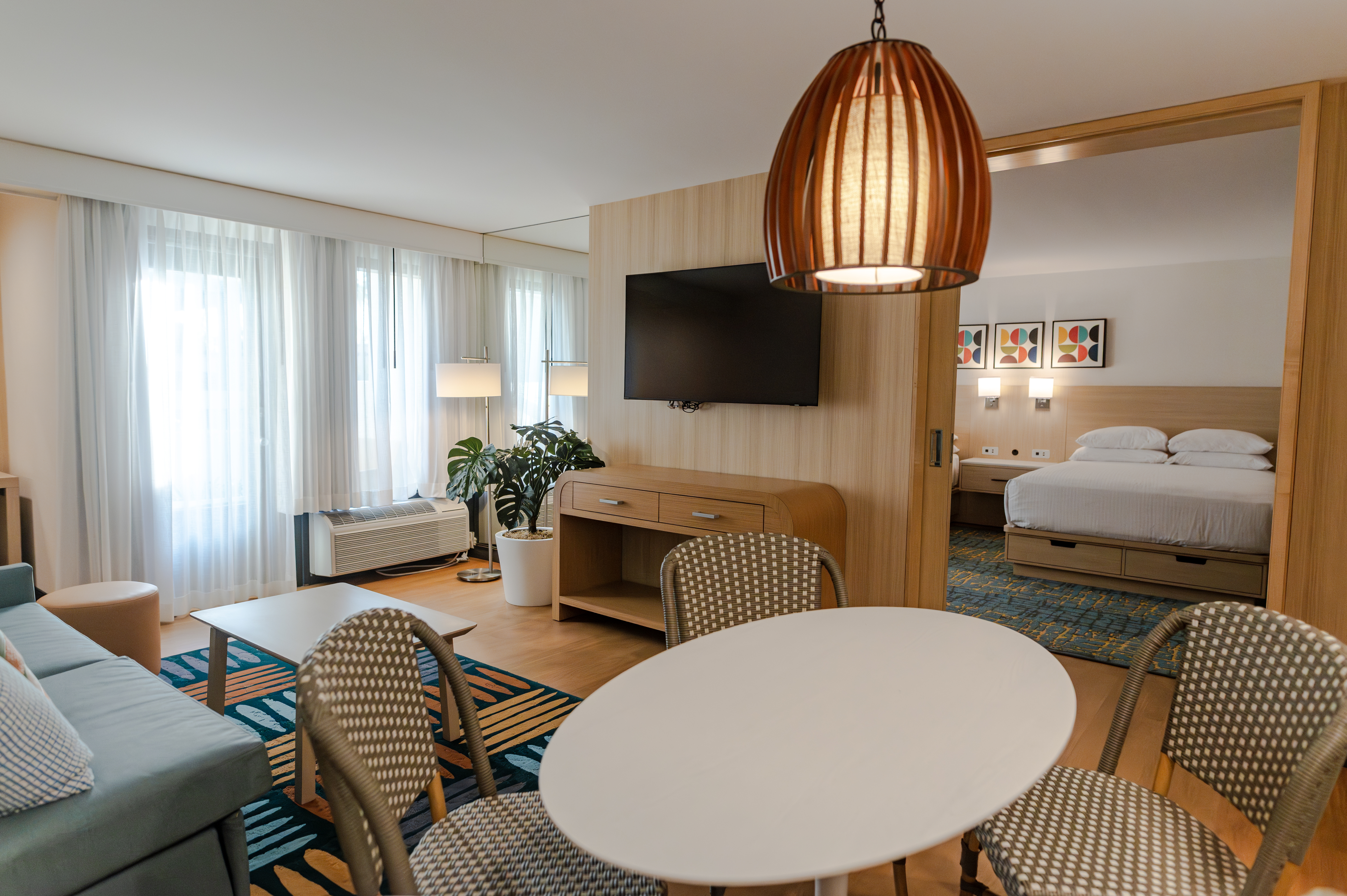 Howard Johnson by Wyndham Anaheim Hotel and Water Playground suite in Anaheim, California