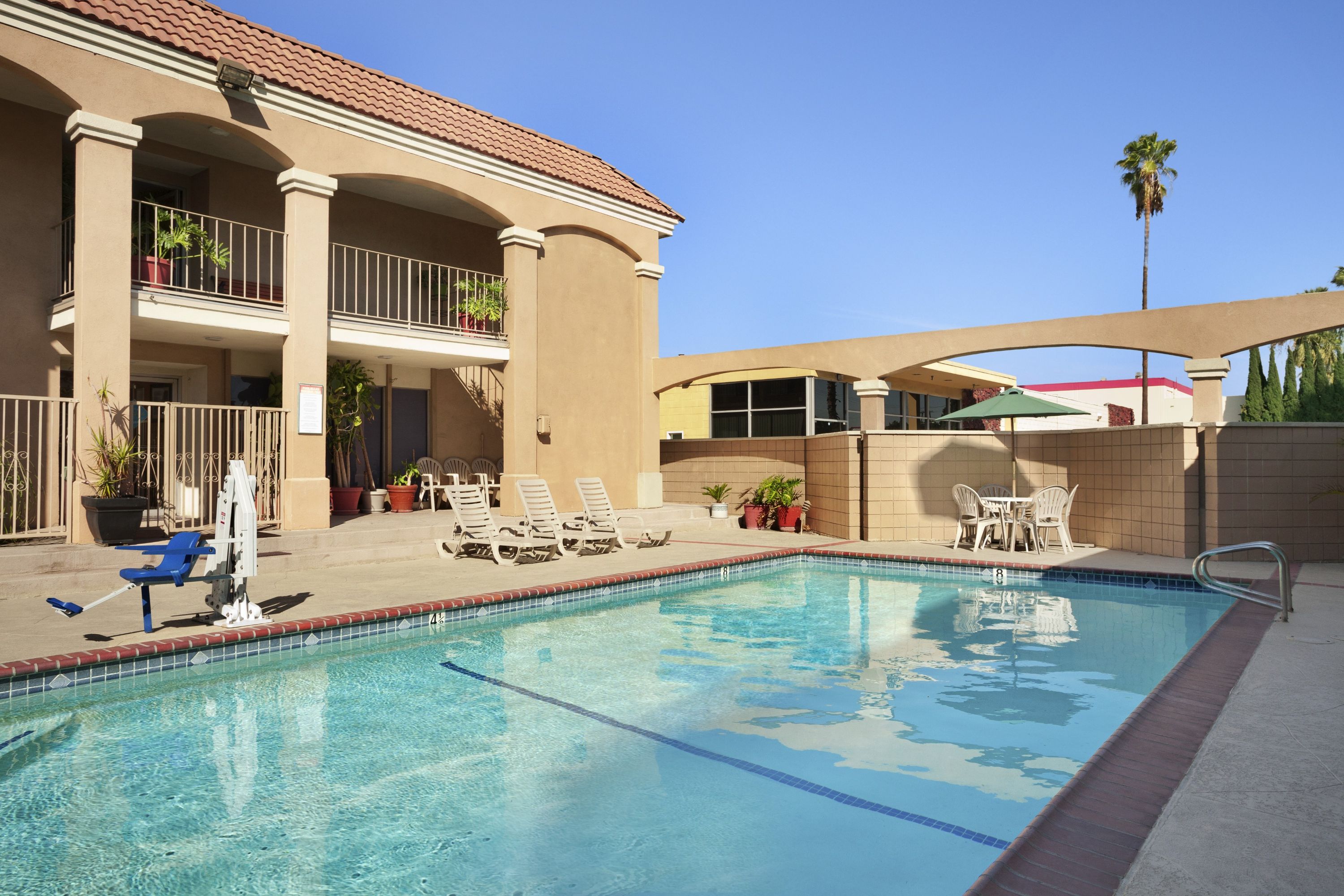 Pool at the Howard Johnson by Wyndham Buena Park in Buena Park, California