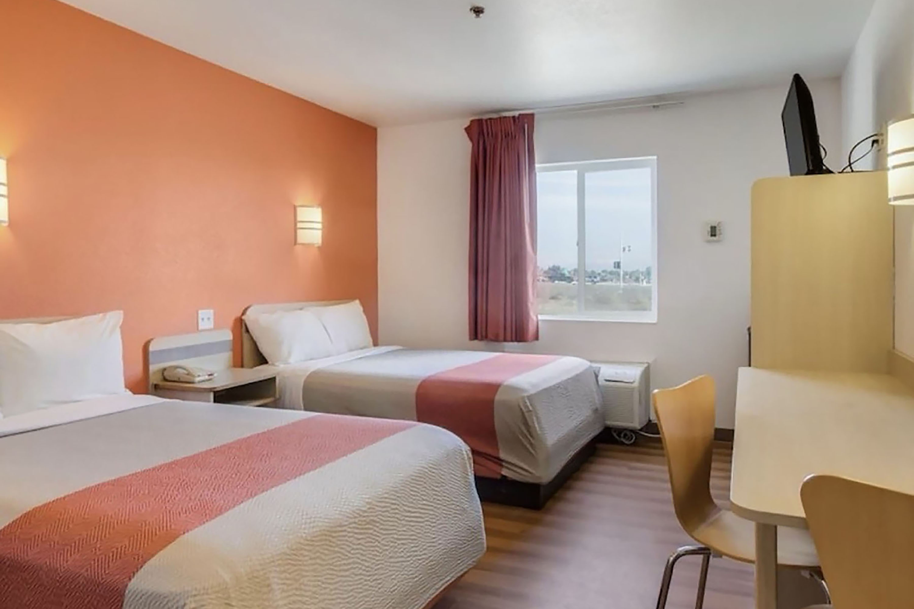 Guest room at the Howard Johnson by Wyndham Lemoore in Lemoore, California