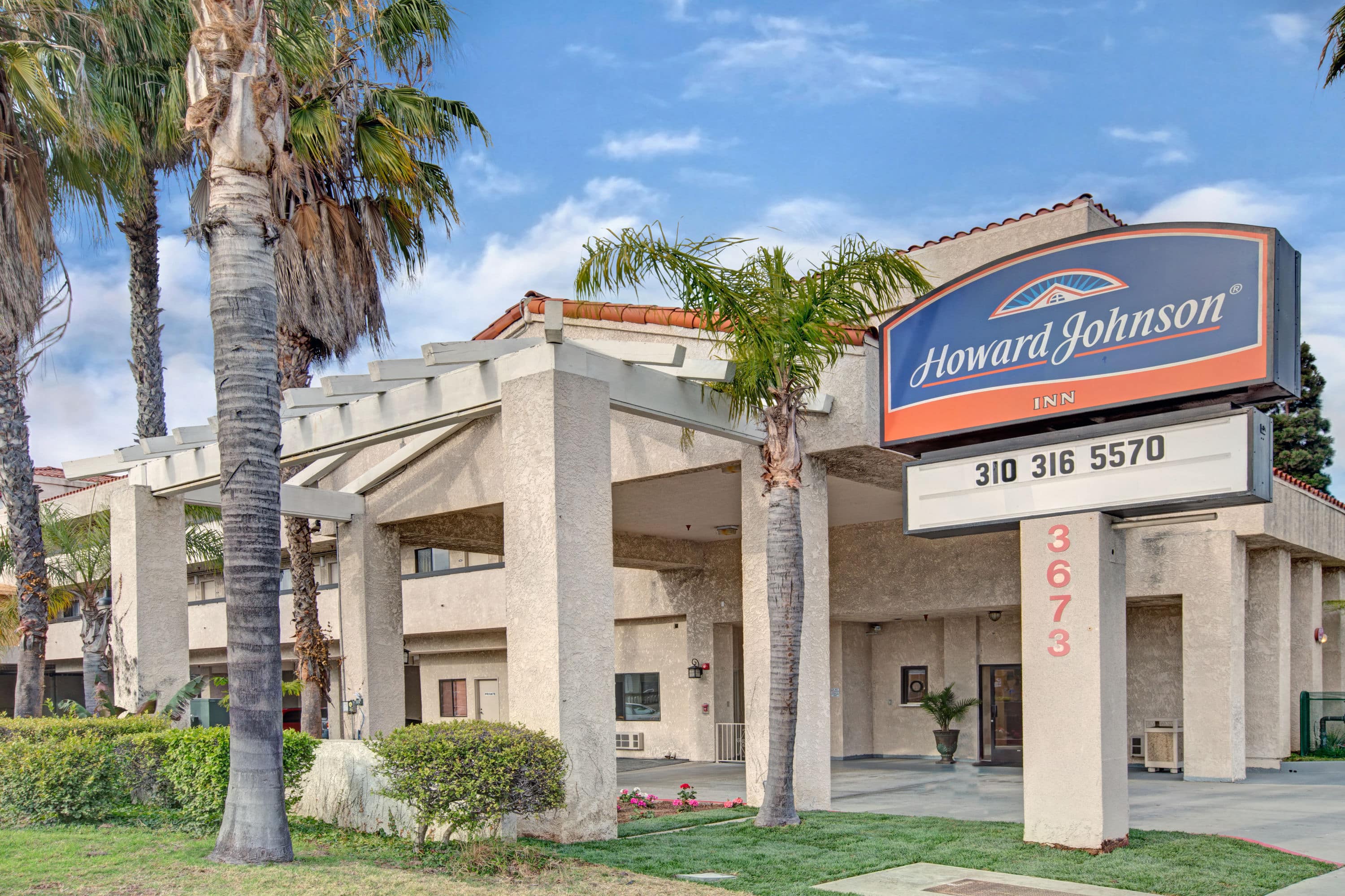 Howard Johnson By Wyndham Torrance Ca Hotels