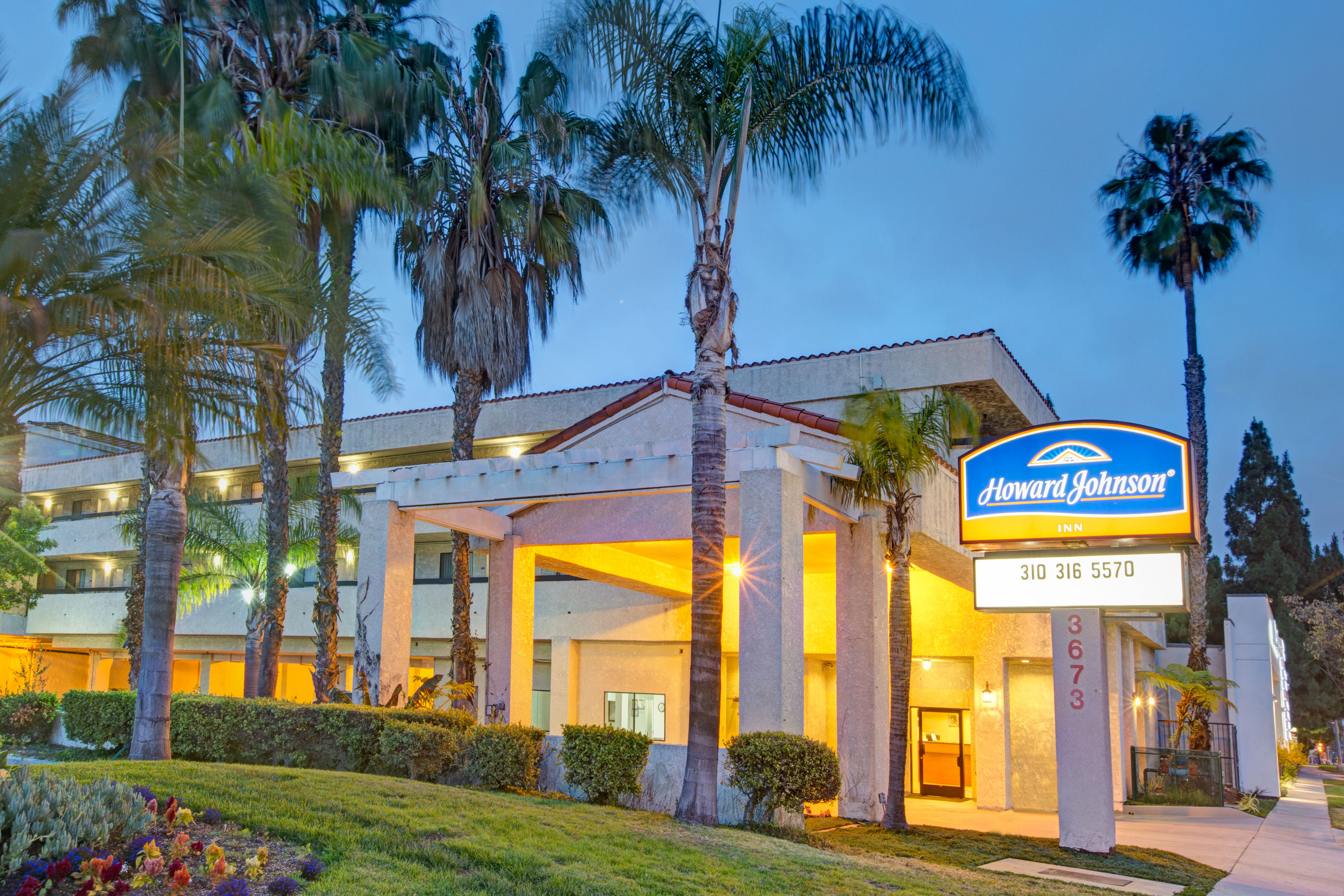 Howard Johnson By Wyndham Torrance Torrance Ca Hotels