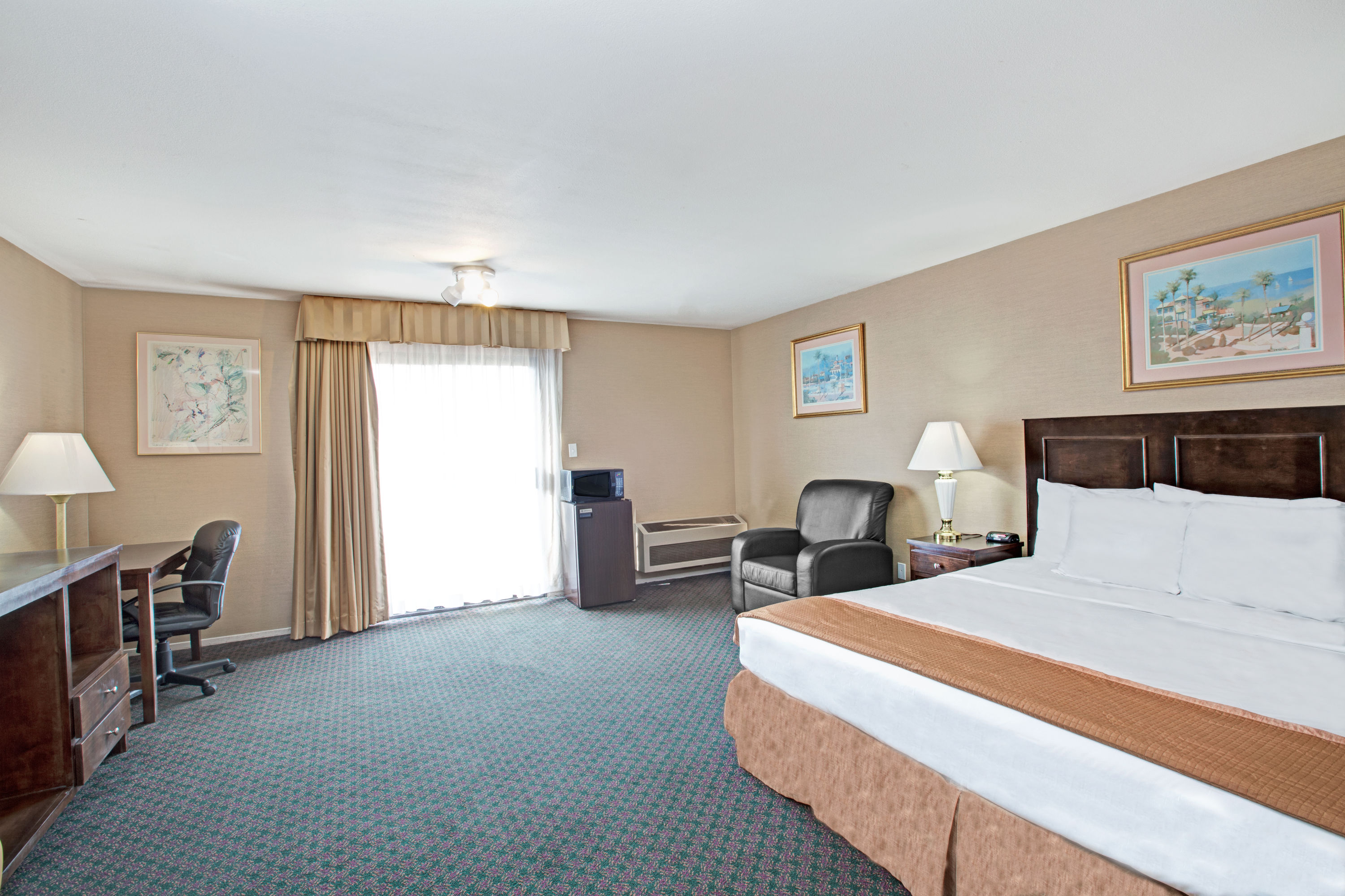 Howard Johnson By Wyndham Torrance Torrance Ca Hotels