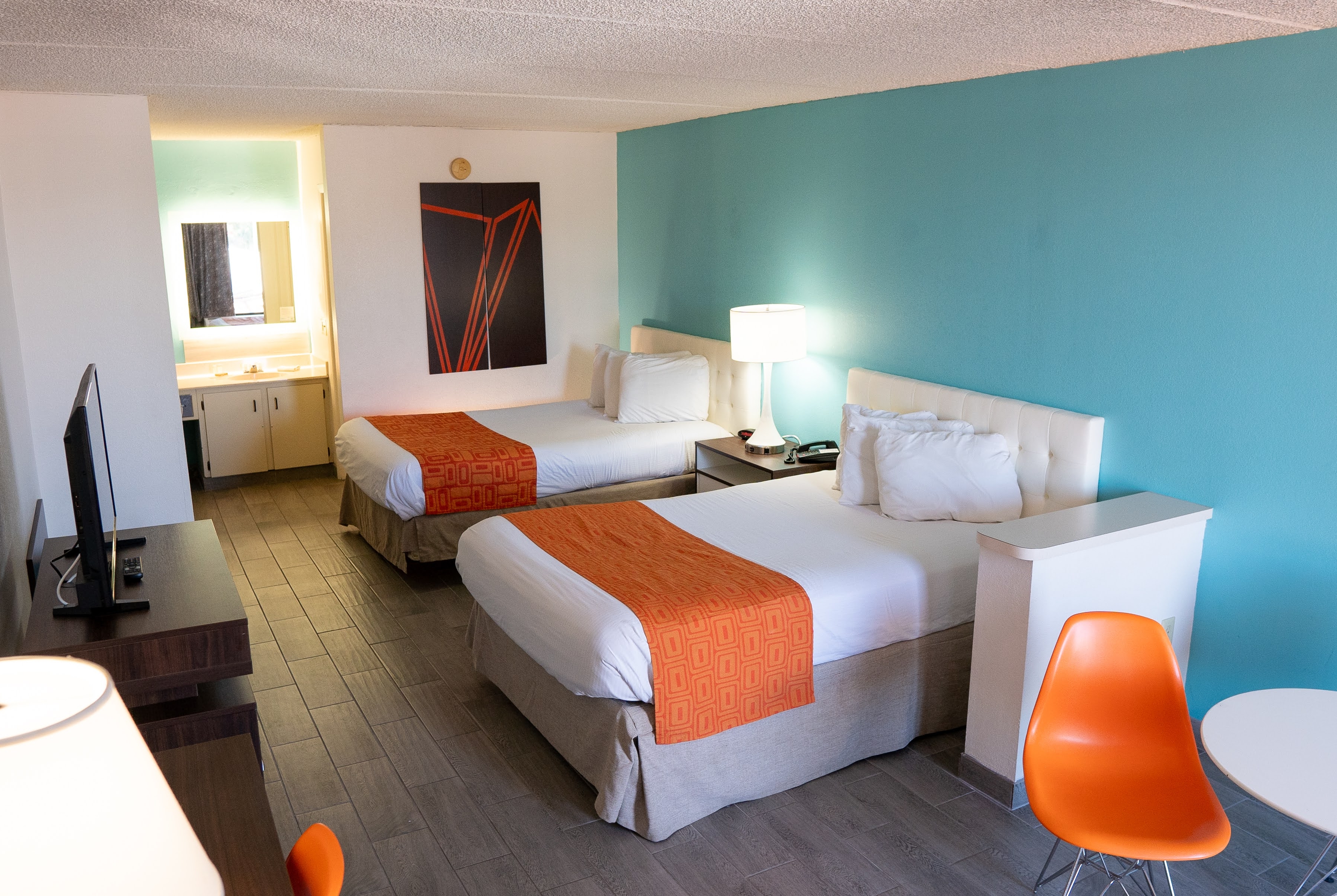 Guest room at the Howard Johnson by Wyndham Clearwater/Dunedin in Clearwater, Florida