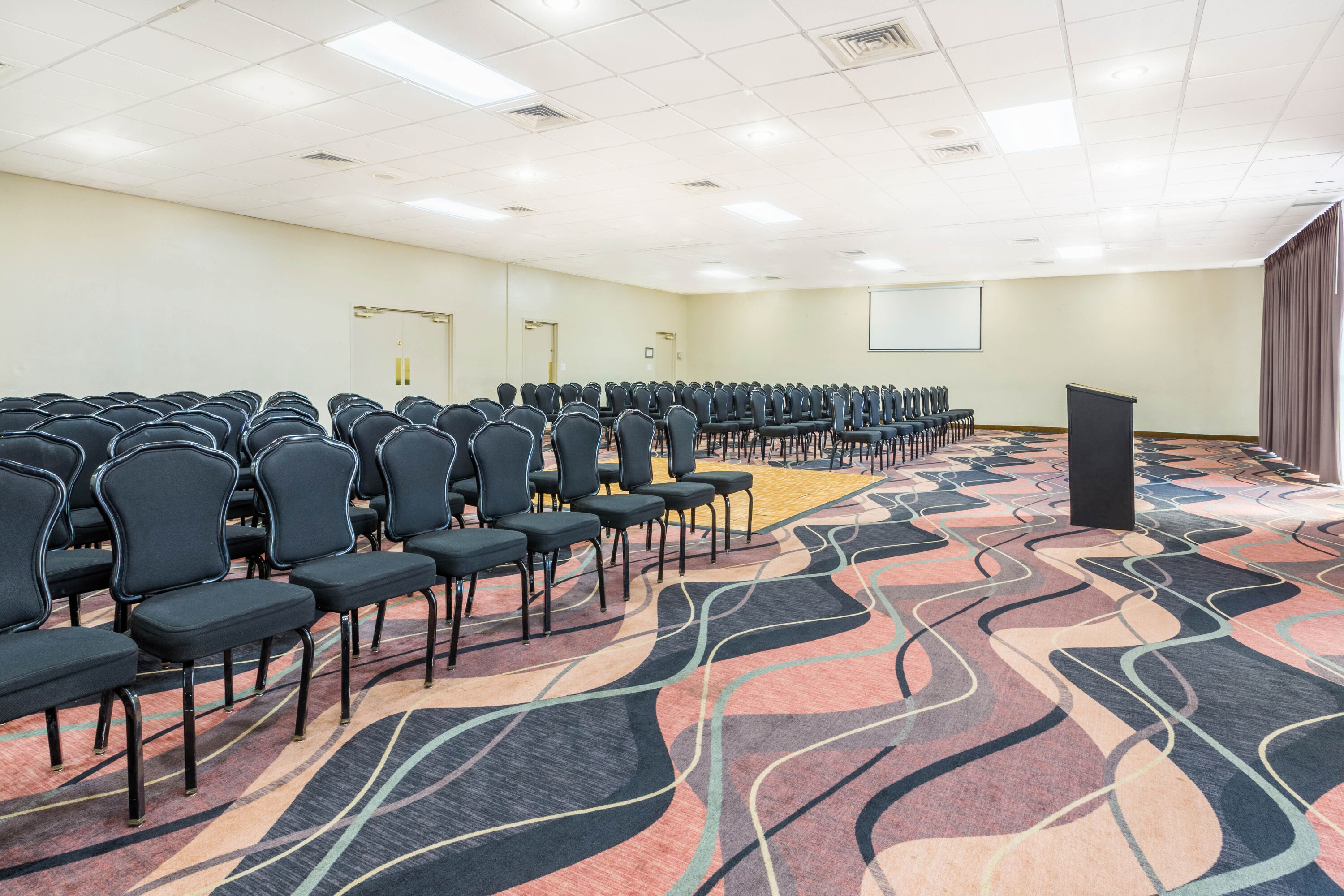 Howard Johnson By Wyndham Lakeland Lakeland Fl Hotels