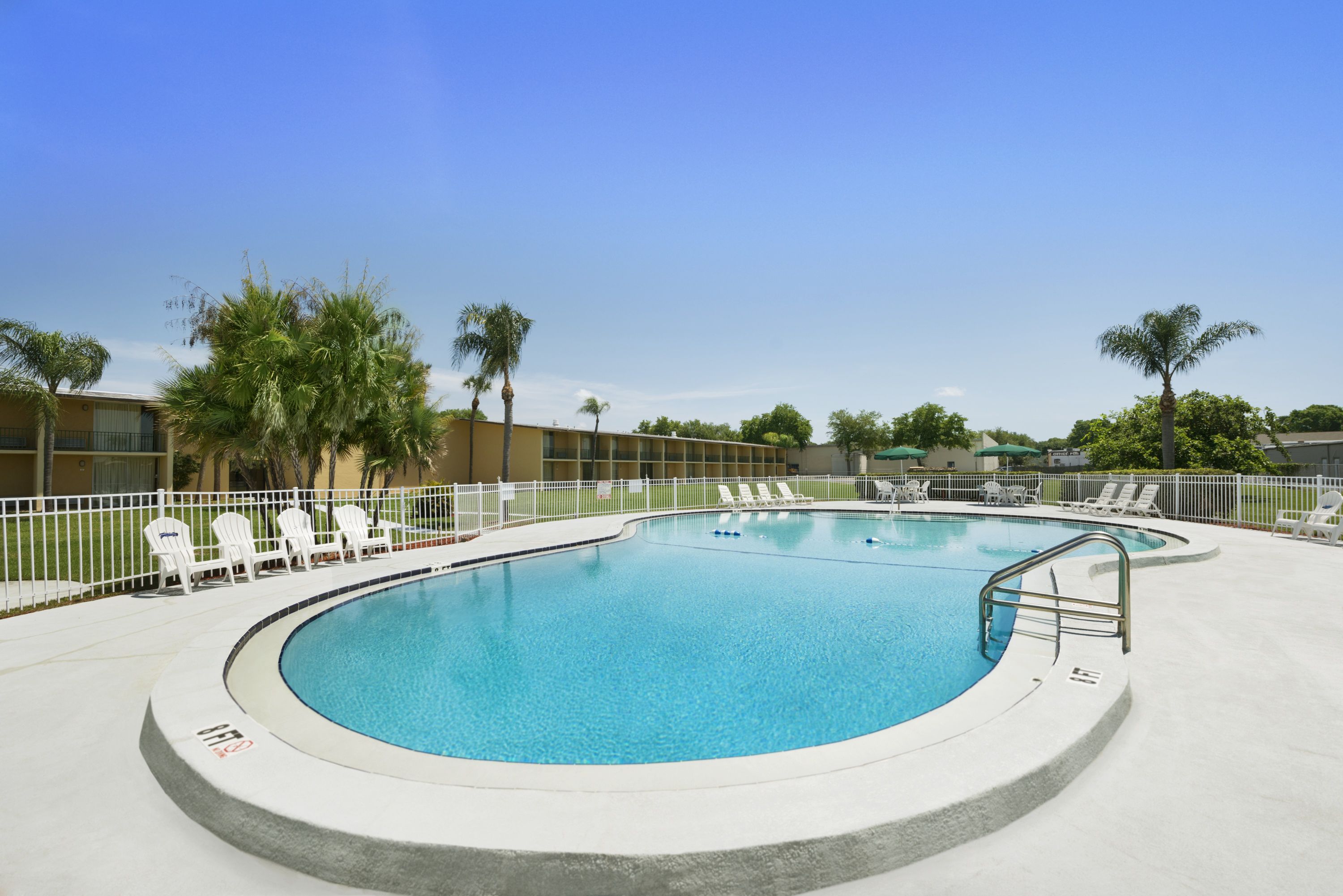 Howard Johnson By Wyndham Winter Haven Fl Winter Haven Fl Hotels