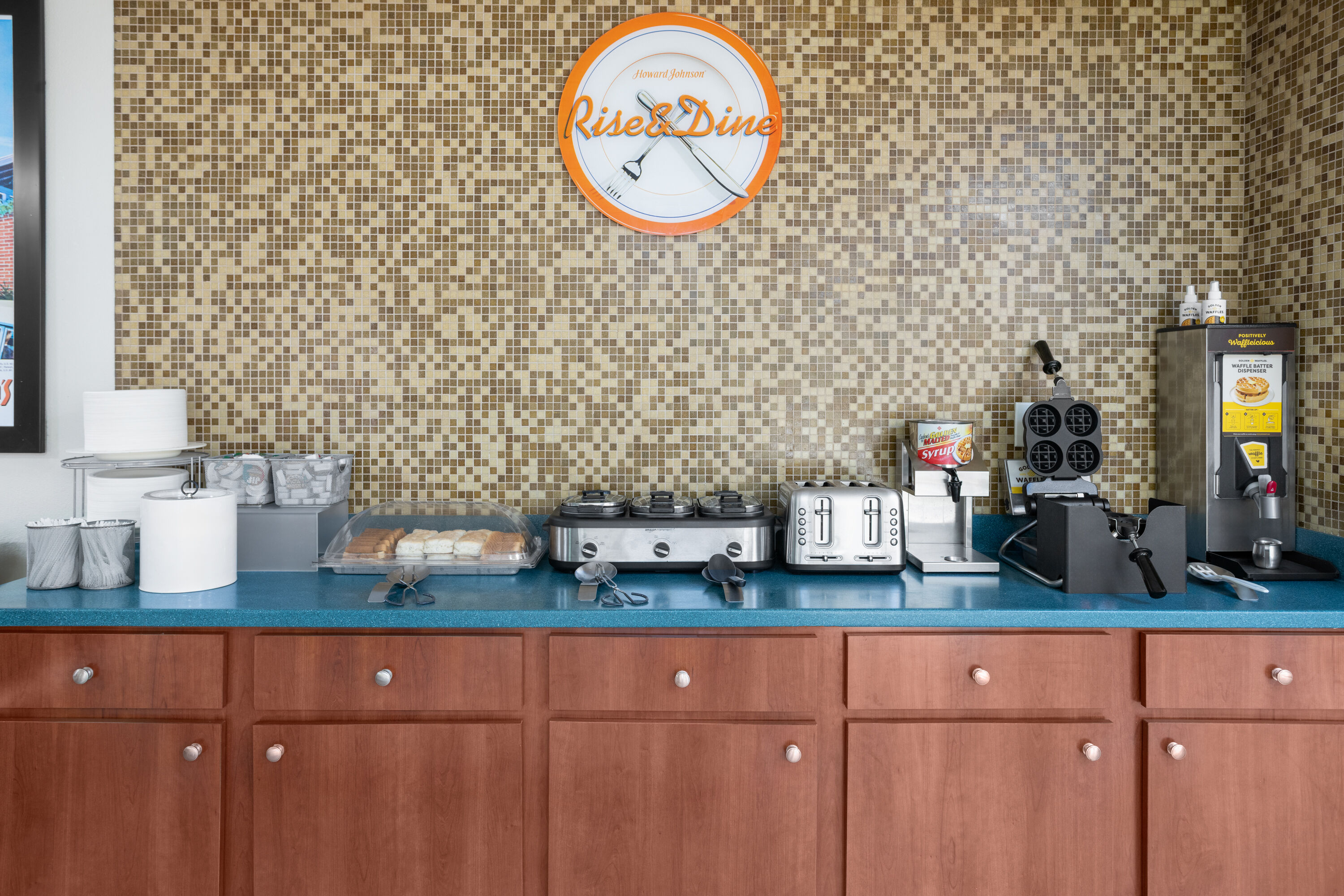 Free breakfast at Howard Johnson by Wyndham Savannah GA in Savannah, Georgia