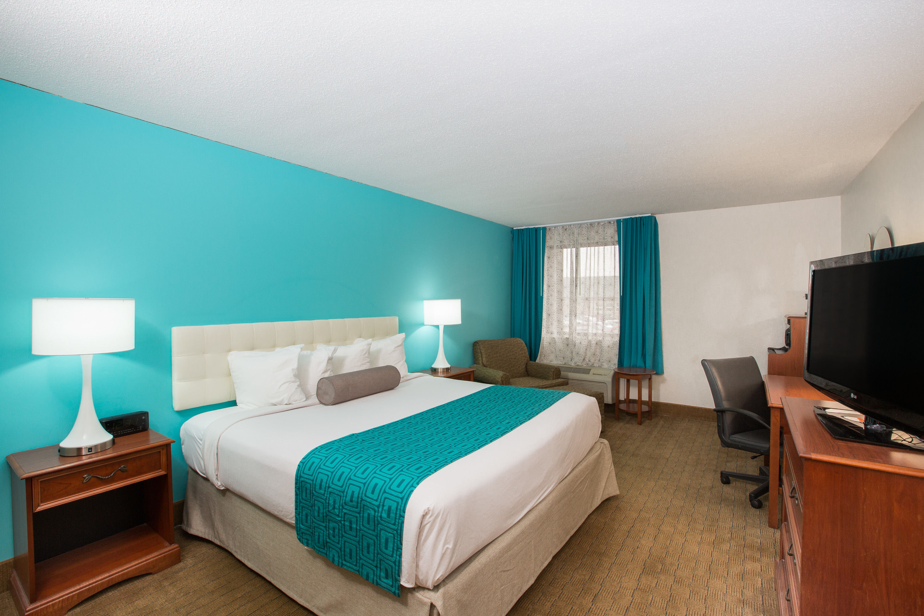 Howard Johnson By Wyndham Evansville East Evansville In
