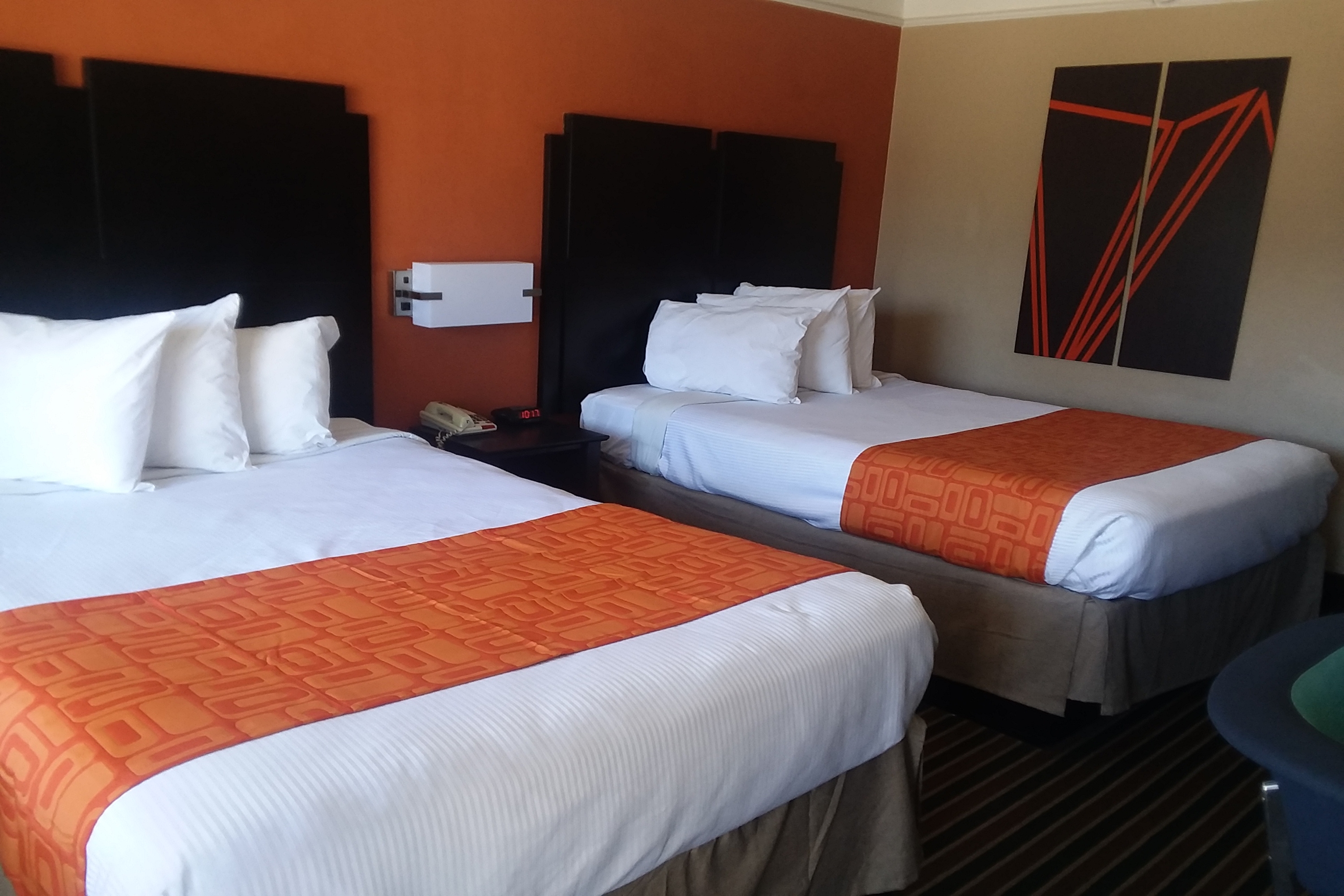 Guest room at the Howard Johnson by Wyndham Historic Lake Charles in Lake Charles, Louisiana