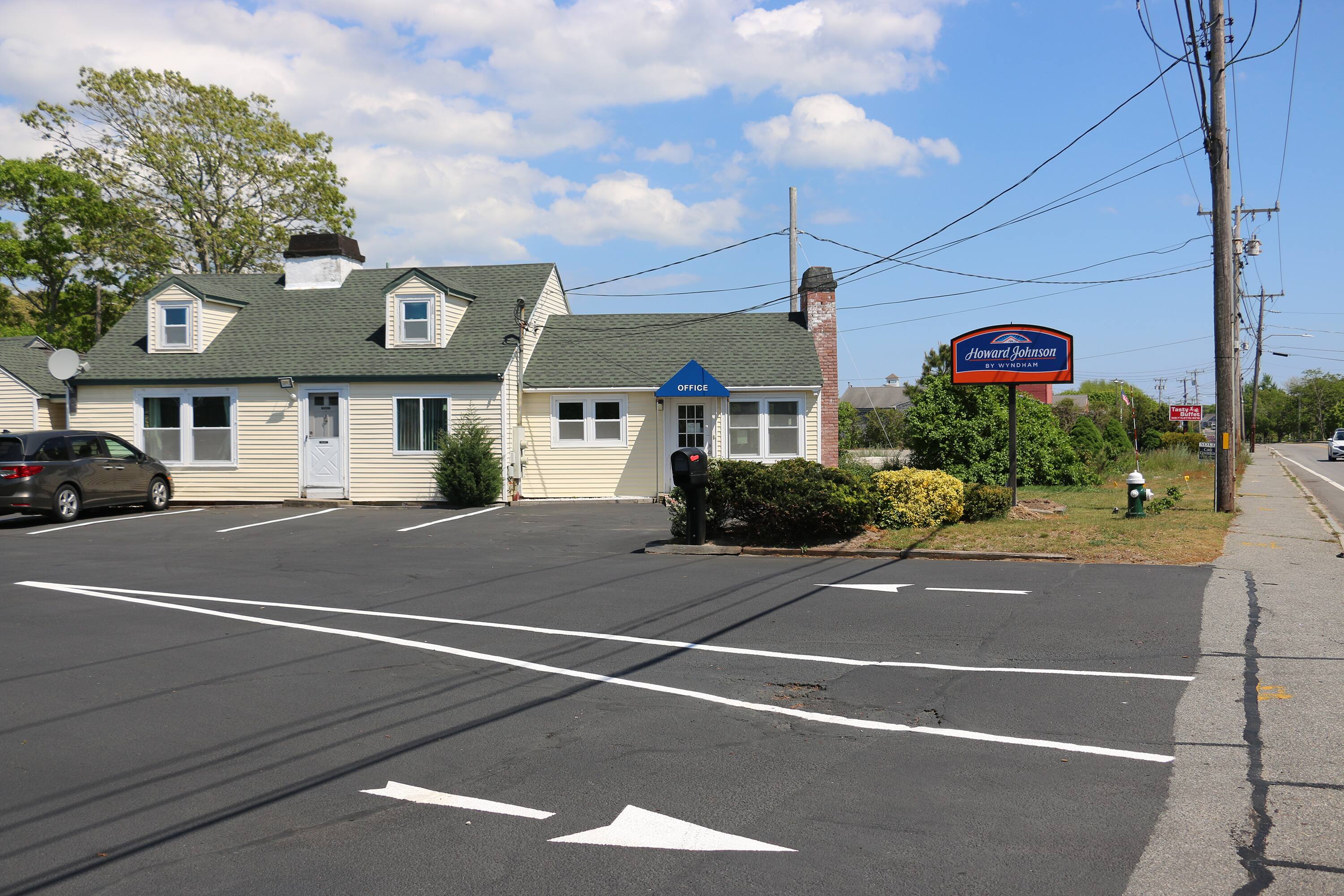 Howard Johnson By Wyndham West Yarmouth Cape Cod West Yarmouth Ma Hotels