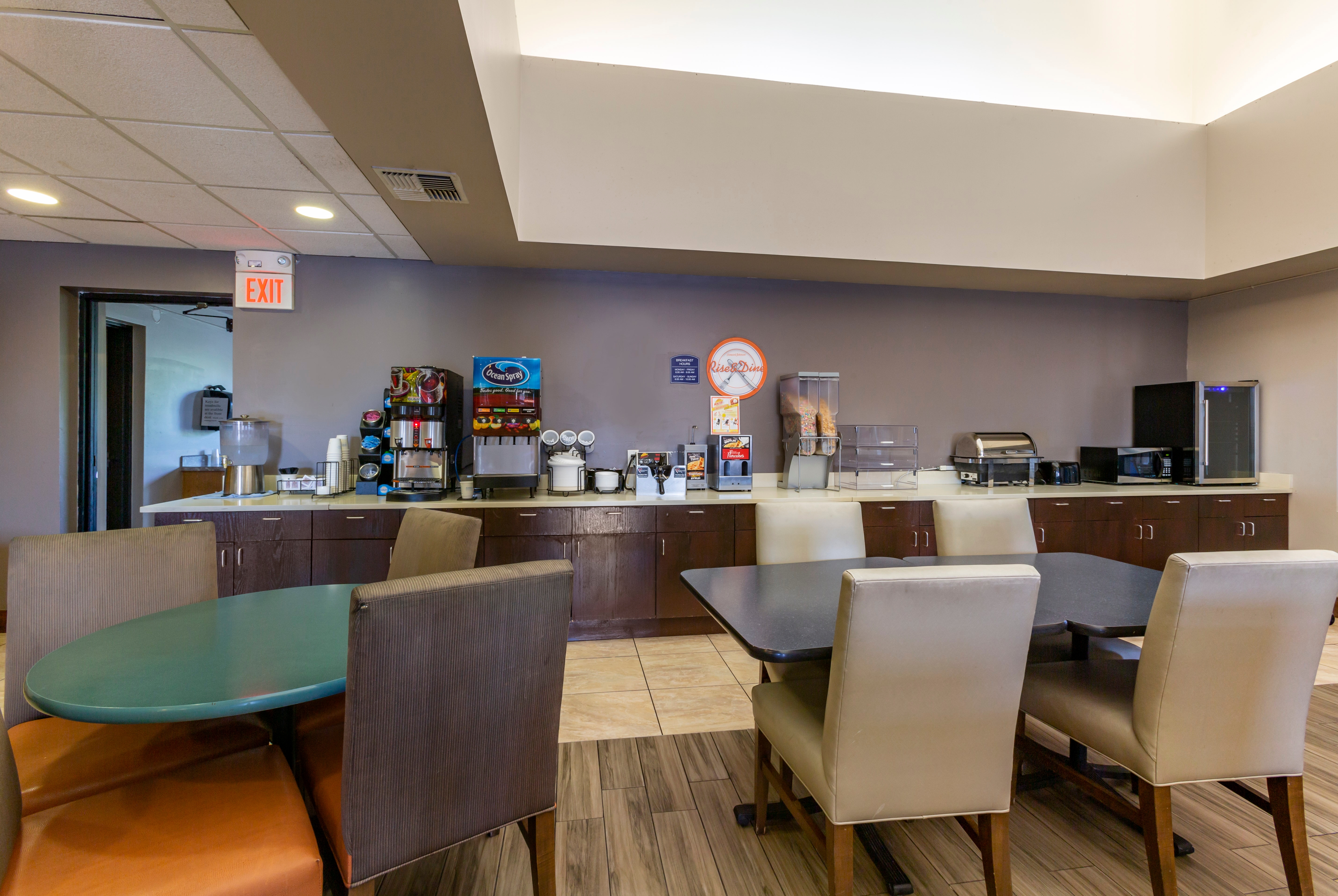 Free breakfast at Howard Johnson by Wyndham Billings in Billings, Montana