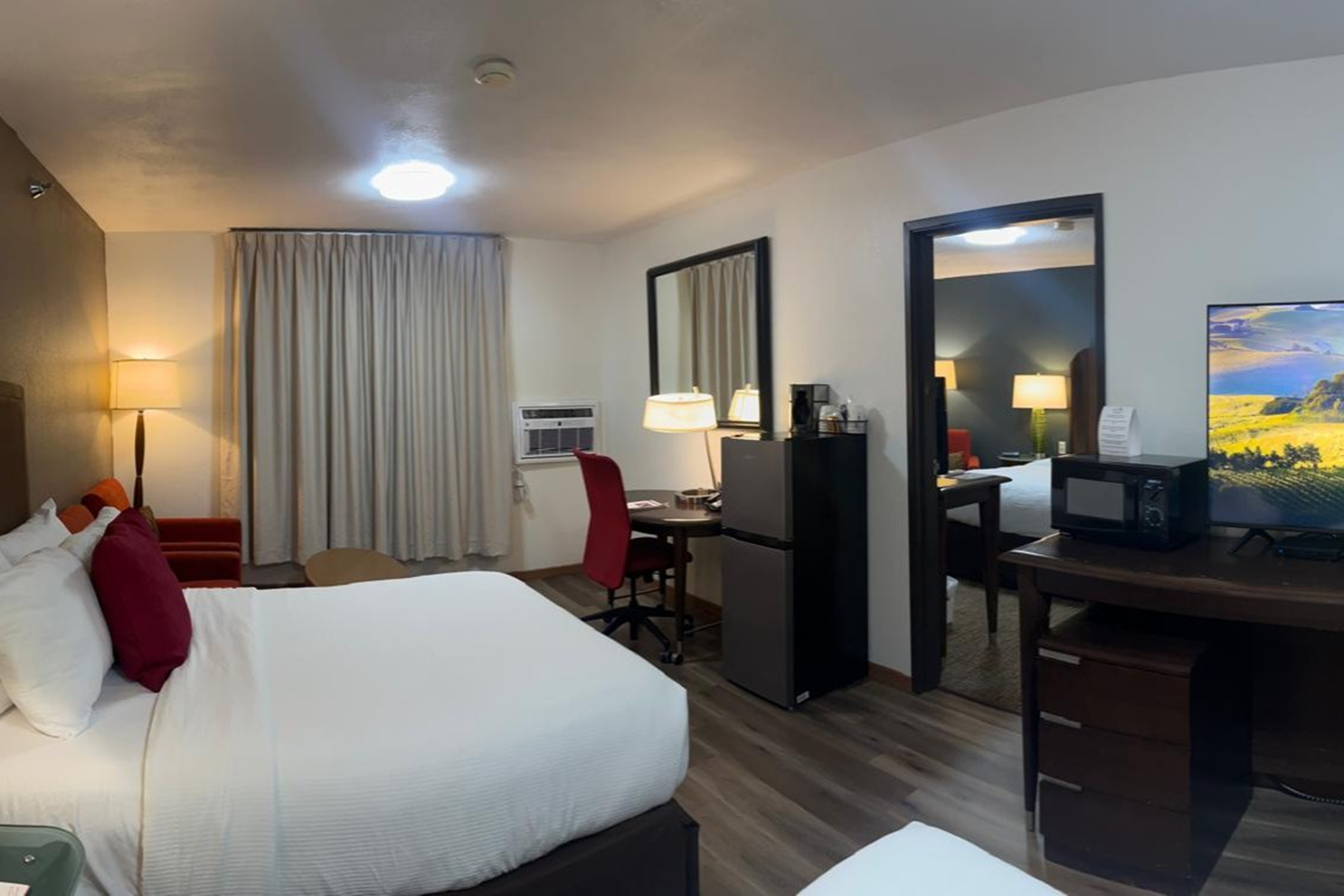 Guest room at the Alliance Hotel & Suites, a Howard Johnson by Wyndham in Alliance, Nebraska