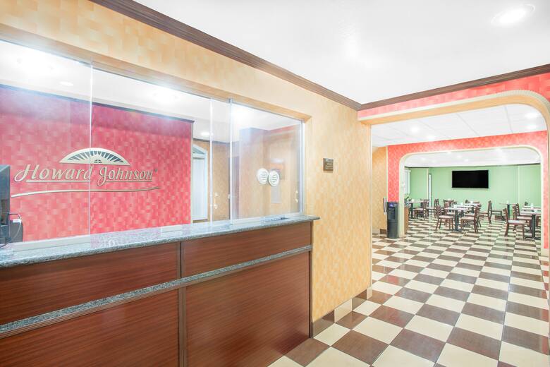 Howard Johnson North Bergen hotel lobby in North Bergen, New Jersey