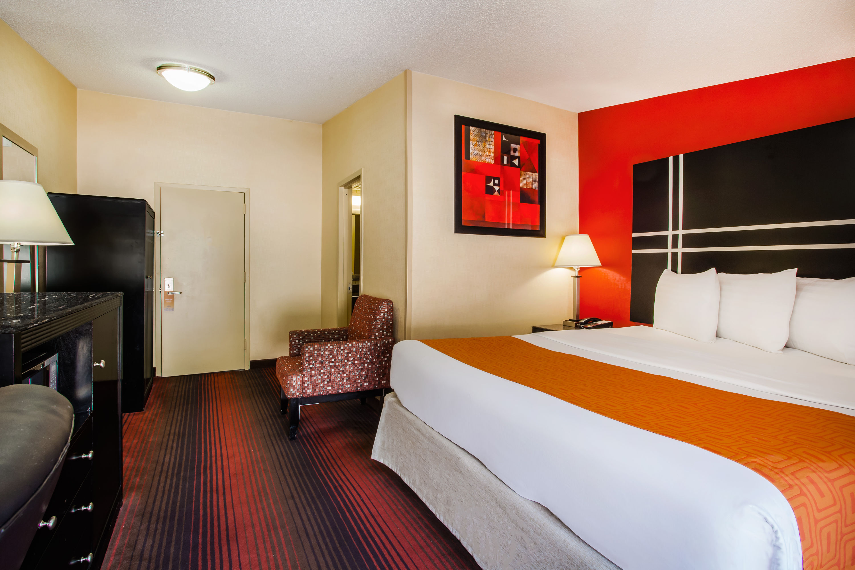 Howard Johnson by Wyndham North Plainfield North Plainfield, NJ Hotels