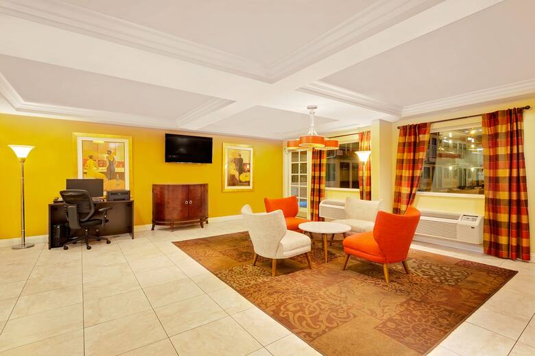 Howard Johnson on East Tropicana, Las Vegas Near The Strip hotel lobby in Las Vegas, Nevada
