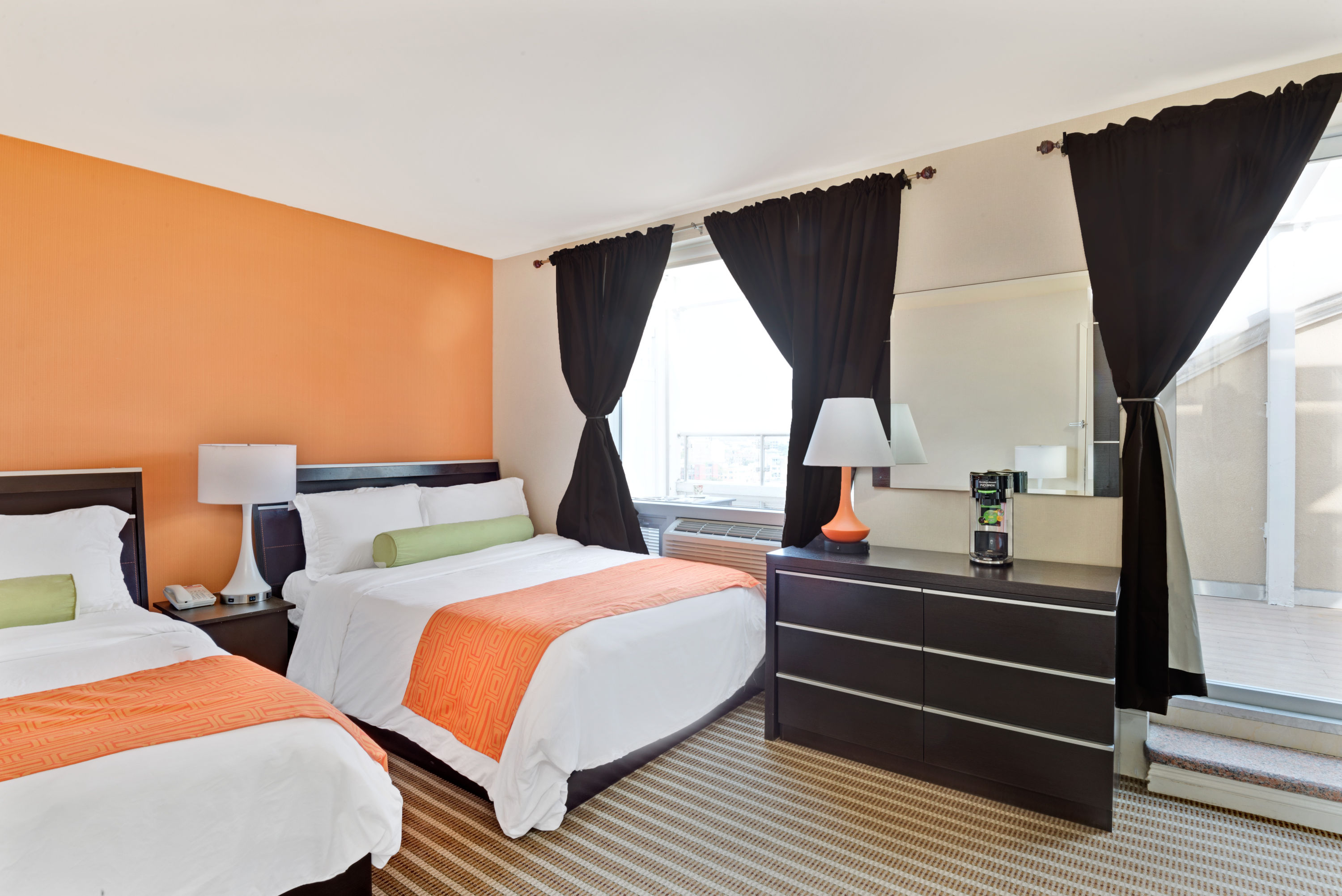Howard Johnson By Wyndham Long Island City Long Island