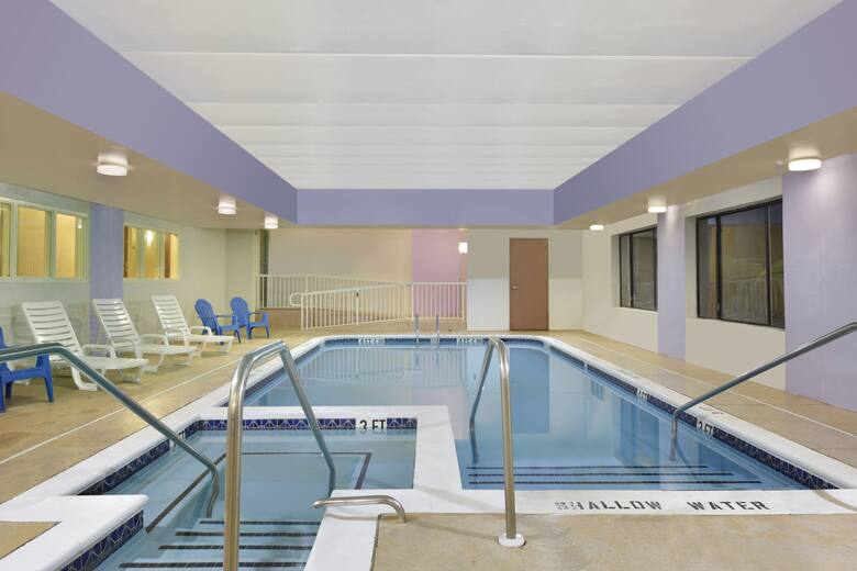 Pool at the Howard Johnson Inn & Suites Allentown/Dorney in Allentown, Pennsylvania
