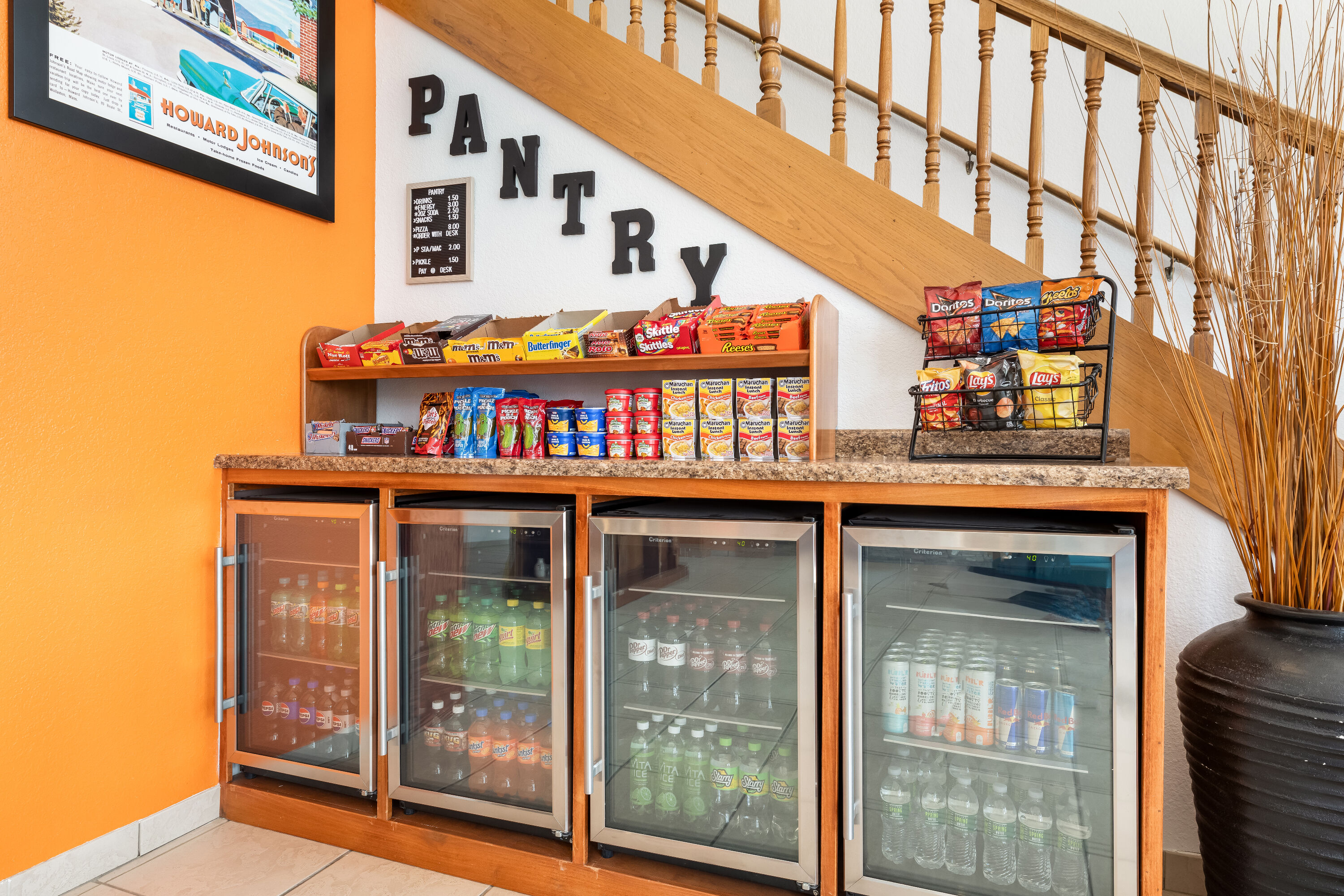 Mart at Howard Johnson by Wyndham Oacoma Hotel & Suites in Oacoma, South Dakota