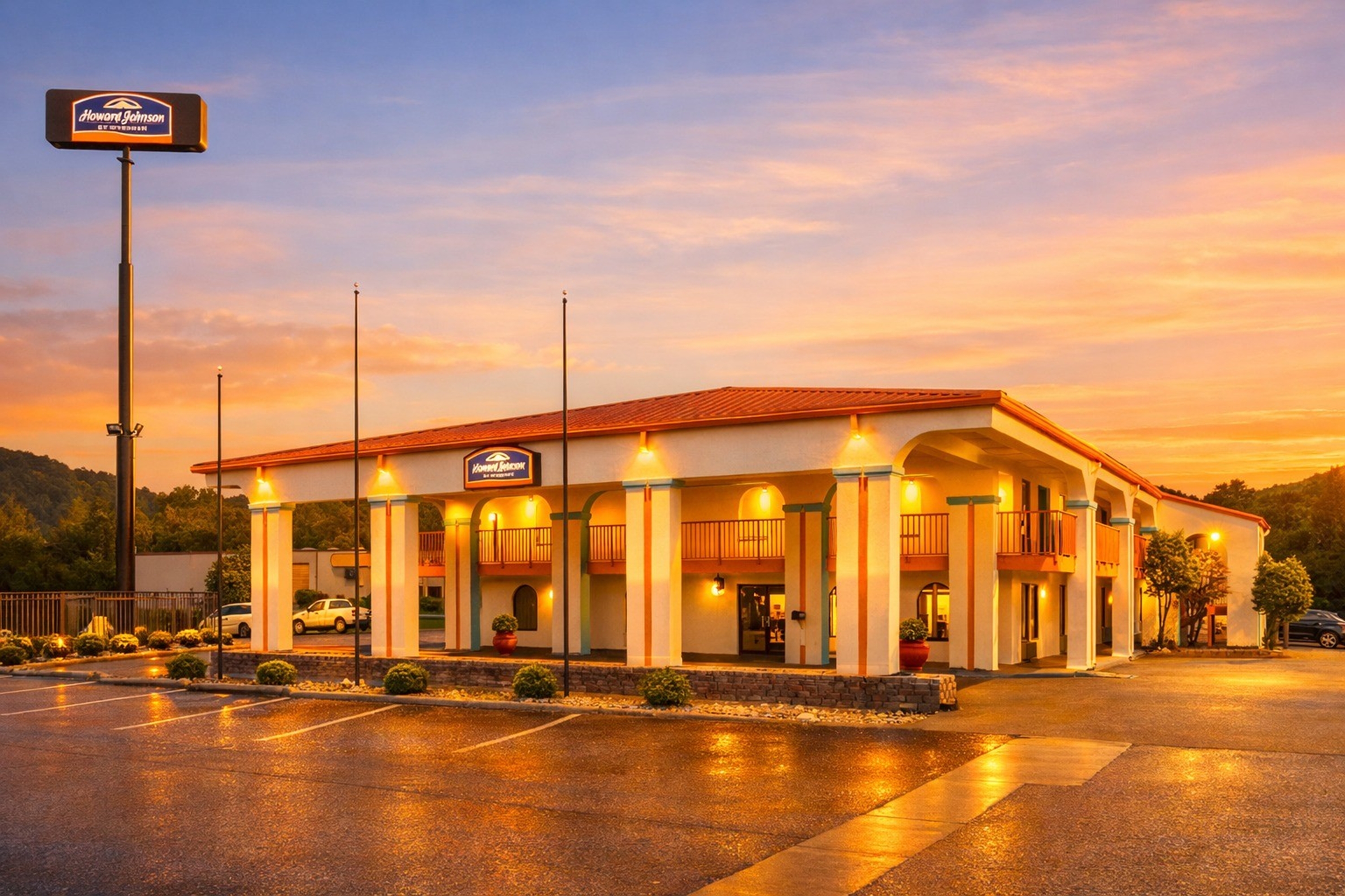 Exterior of Howard Johnson by Wyndham Chattanooga Lookout Mountain I-24 hotel in Chattanooga, Tennessee