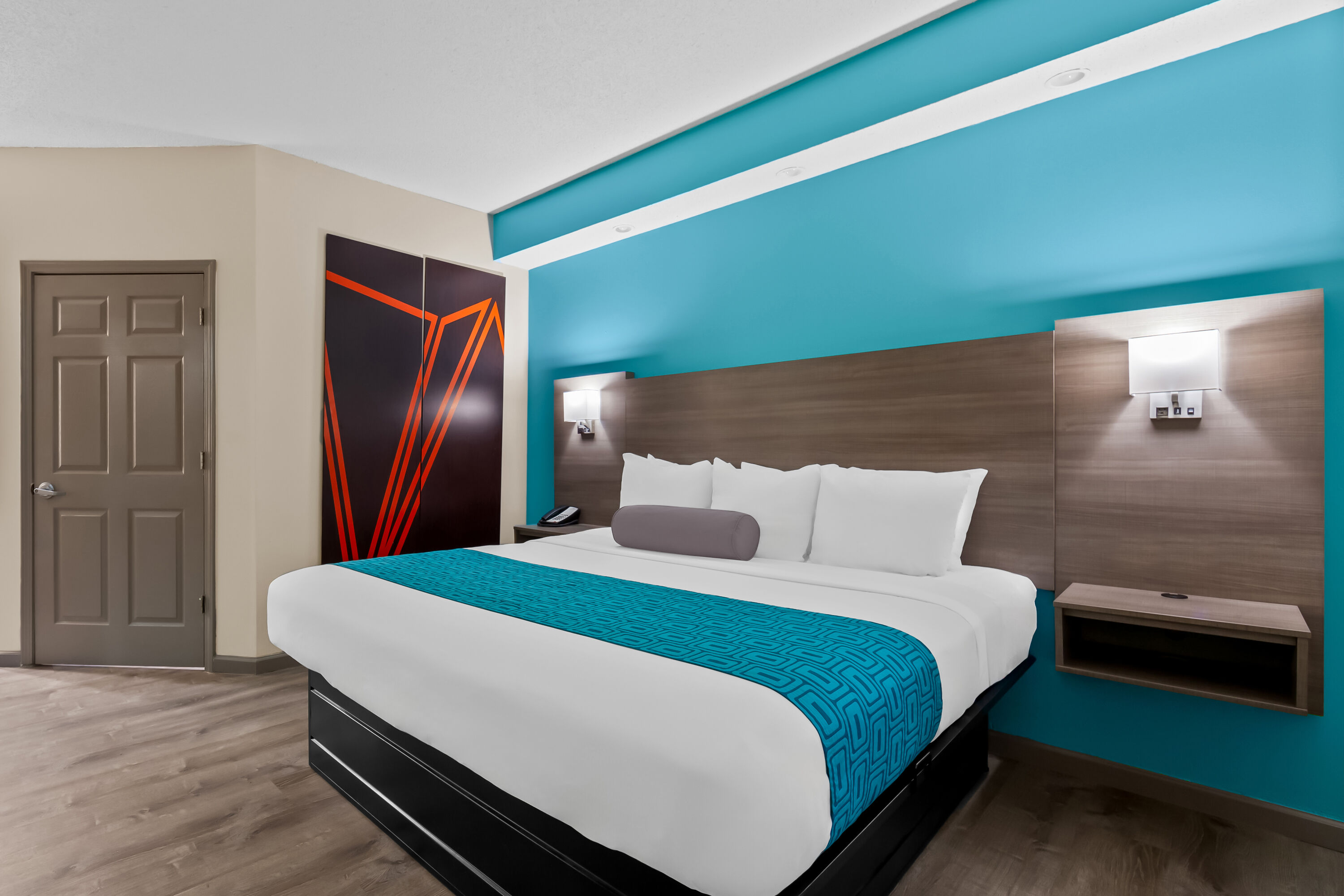 Howard Johnson by Wyndham Jackson suite in Jackson, Tennessee