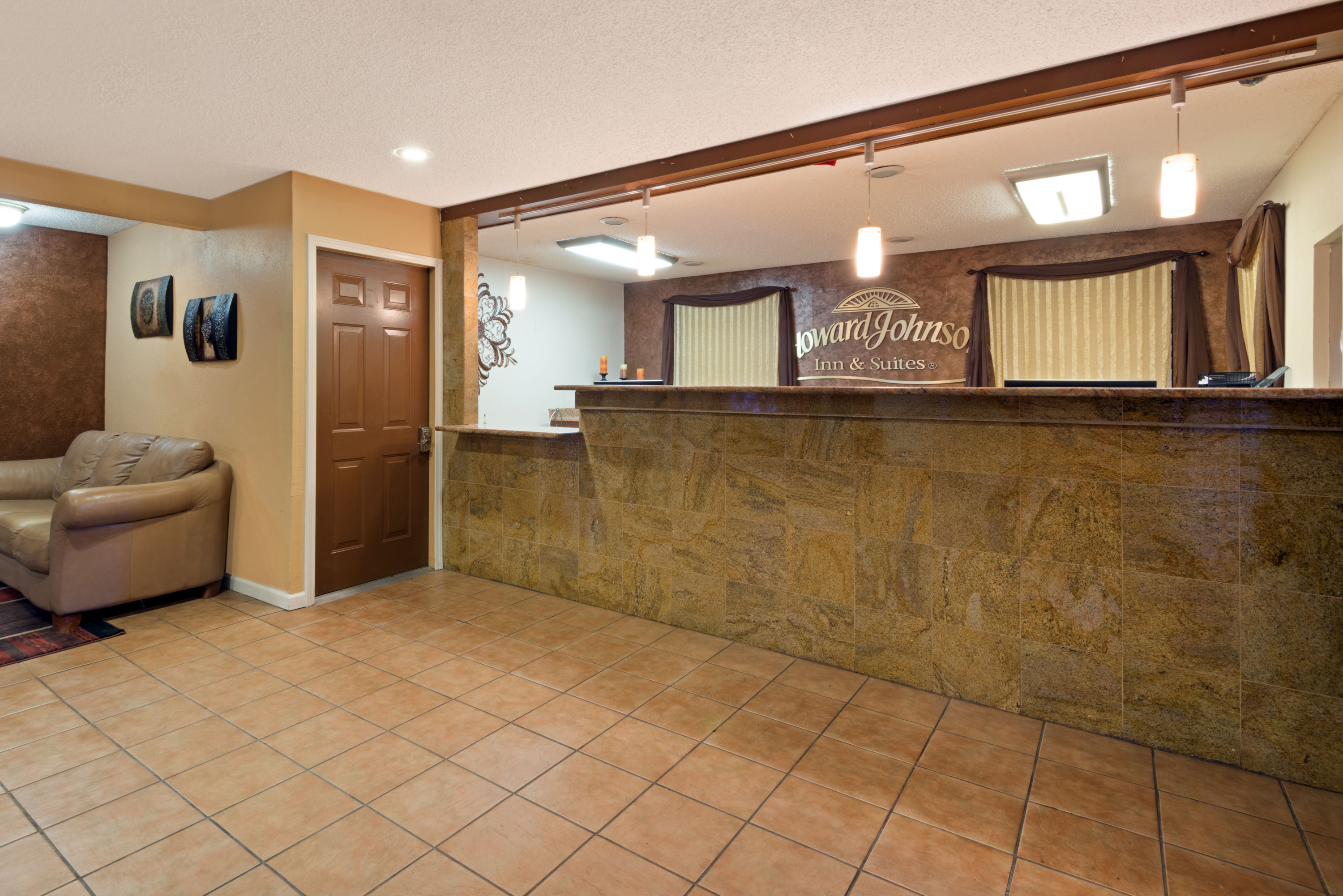 Howard Johnson Inn Suites San Antonio Near AT T Center San Antonio