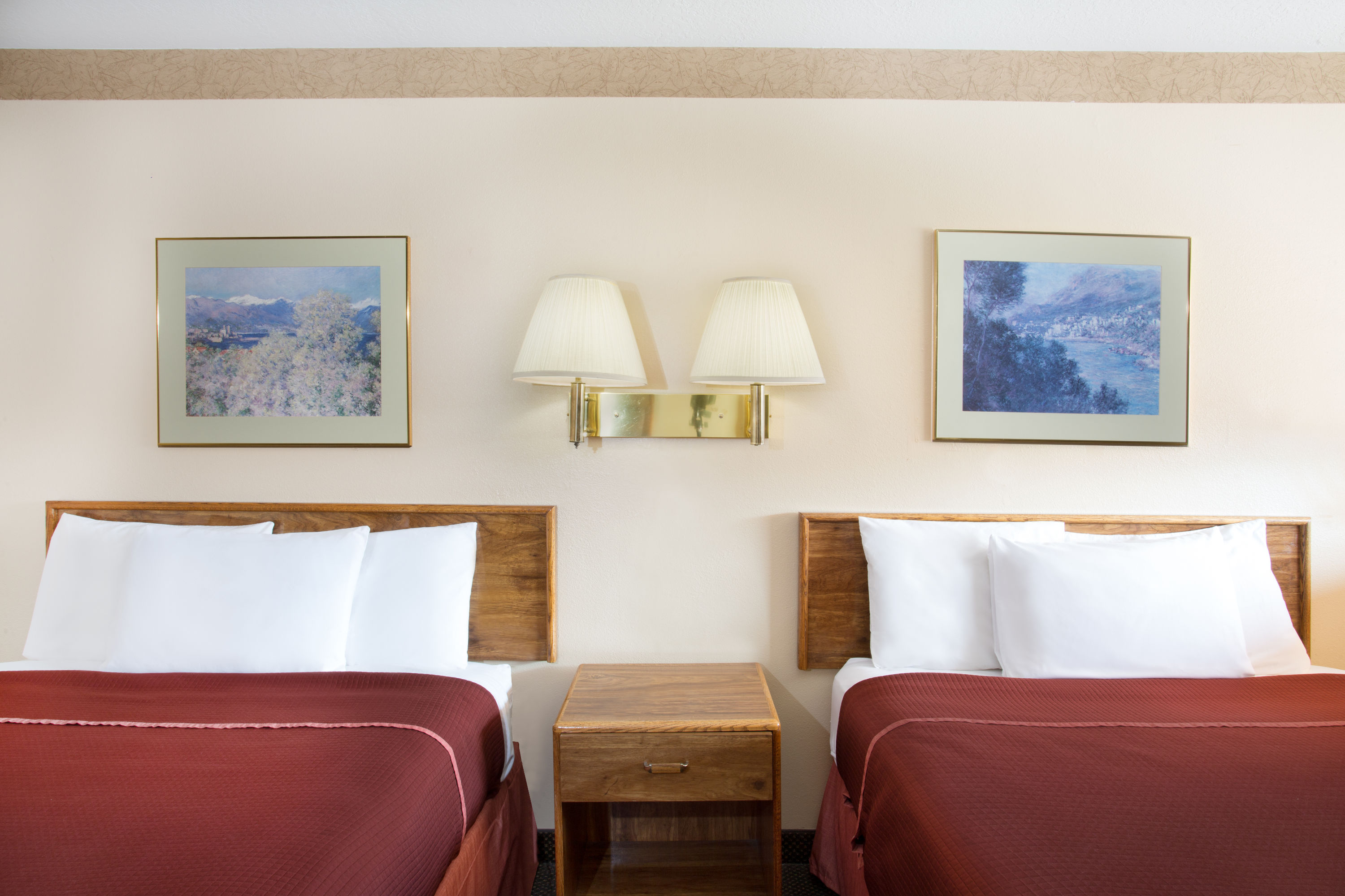 Guest room at the Howard Johnson by Wyndham Brigham City in Brigham City, Utah