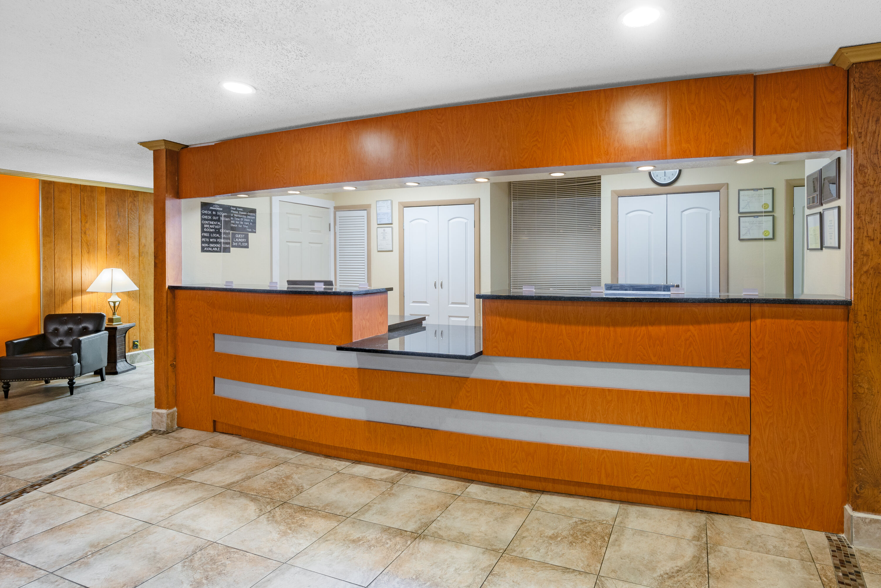 Howard Johnson by Wyndham Staunton reception in Staunton, Virginia