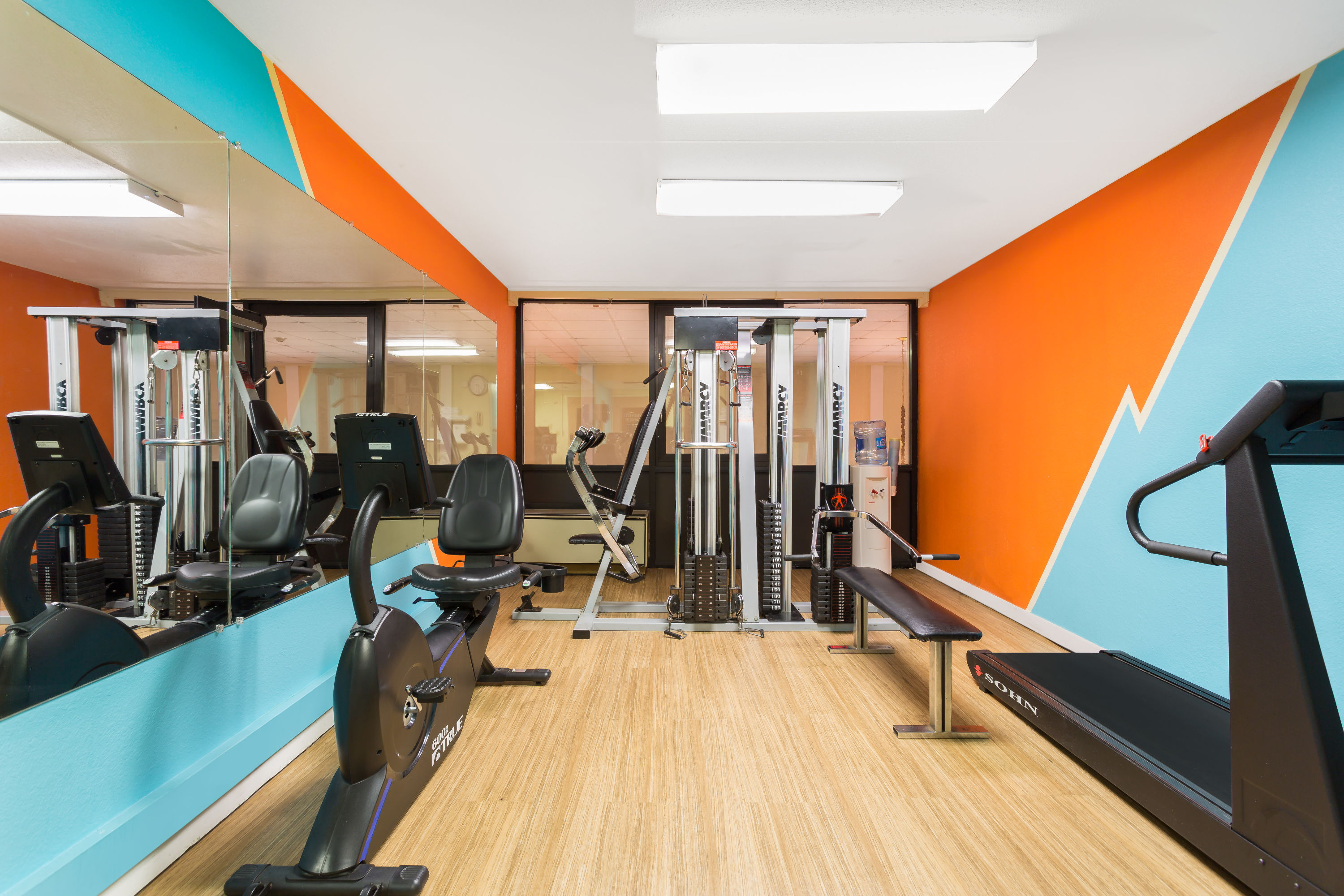 Fitness room at Howard Johnson by Wyndham Williamsburg in Williamsburg, Virginia