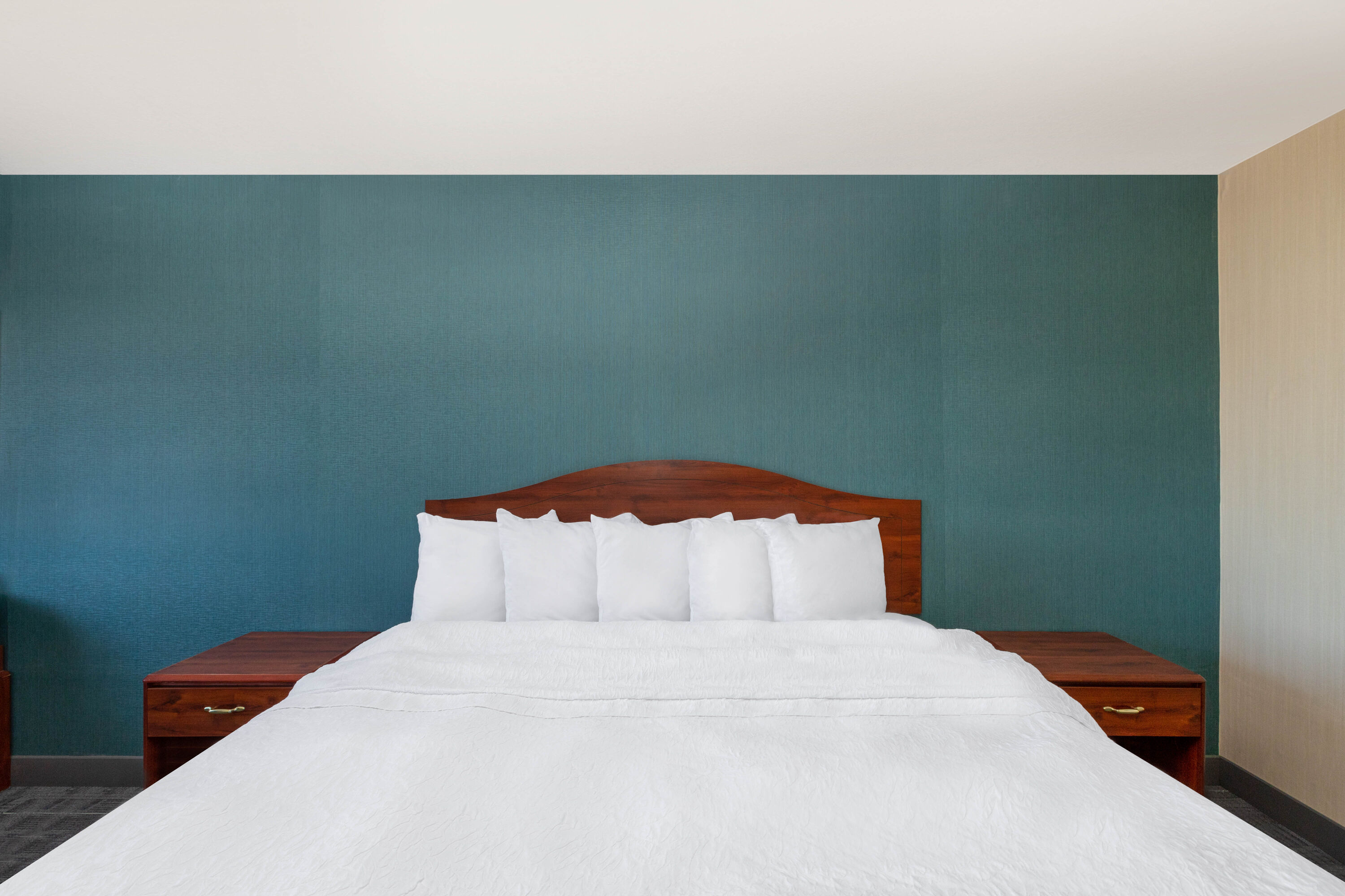 Guest room at the Howard Johnson by Wyndham Gillette in Gillette, Wyoming