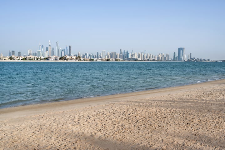 Beach near Wyndham Residences The Palm in Dubai, Other than US/Canada