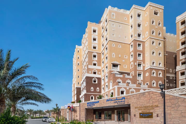 Exterior of Wyndham Residences The Palm hotel in Dubai, Other than US/Canada