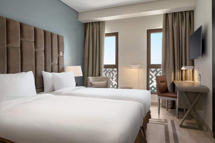 Guest room at the Wyndham Residences The Palm in Dubai, Other than US/Canada