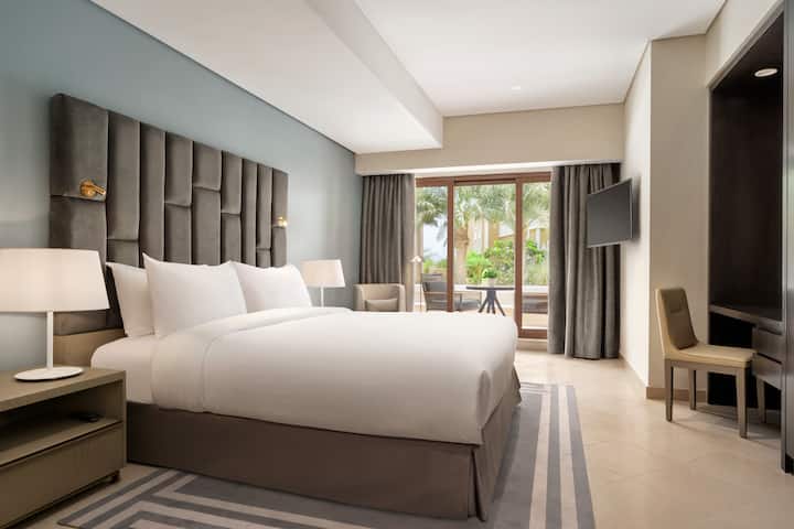 Guest room at the Wyndham Residences The Palm in Dubai, Other than US/Canada