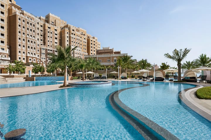 Pool at the Wyndham Residences The Palm in Dubai, Other than US/Canada