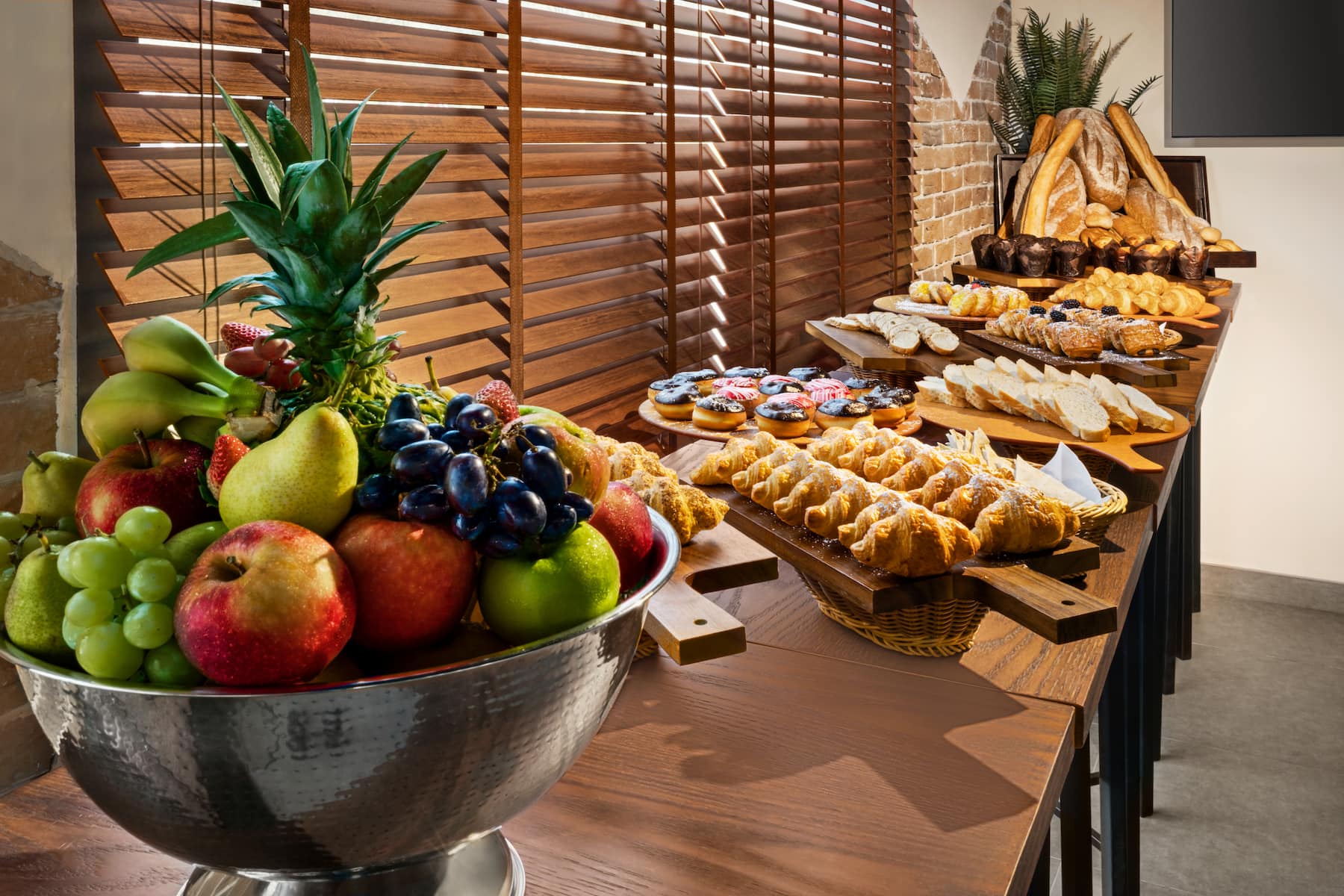 Wyndham Residences The Palm restaurant in Dubai, Other than US/Canada