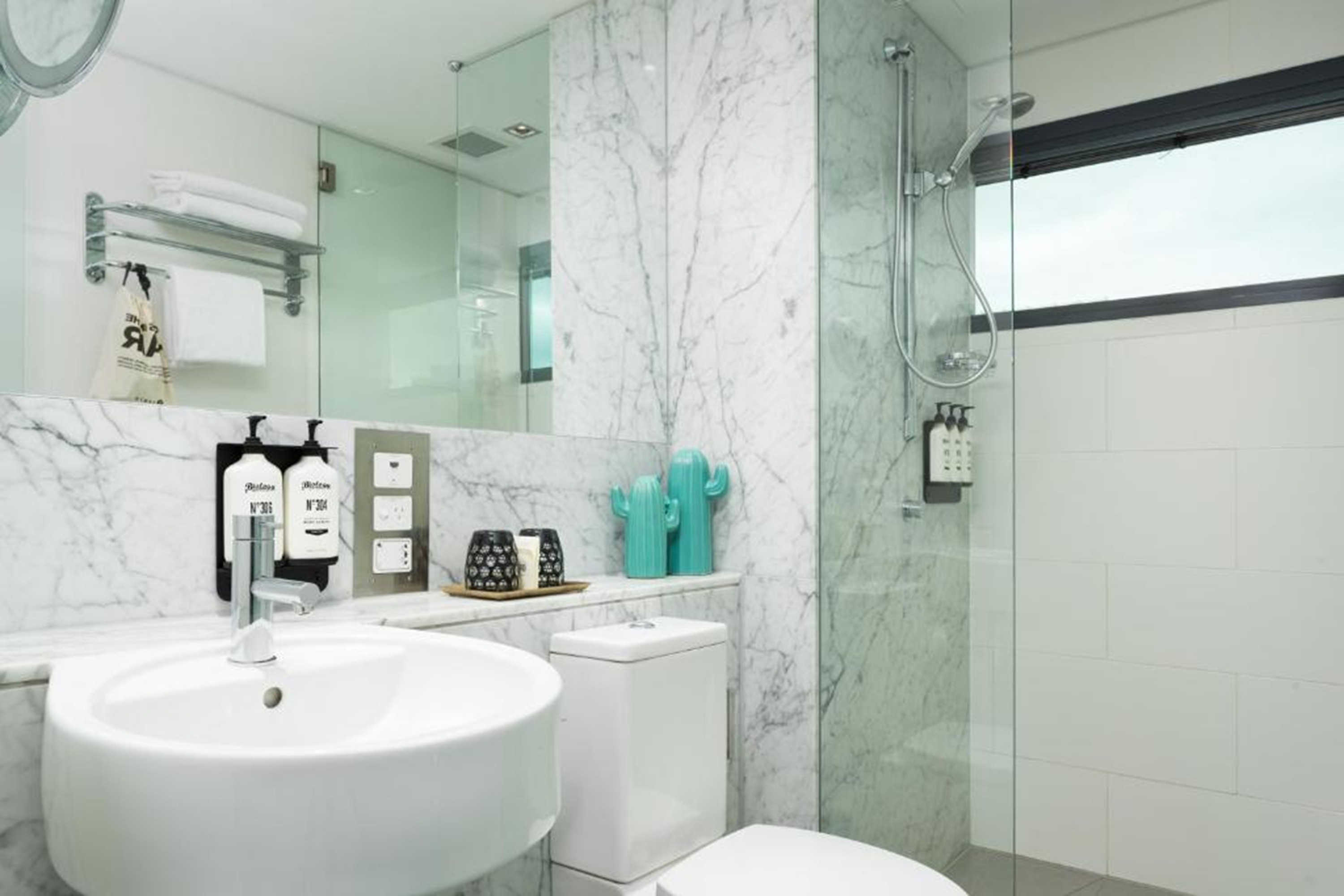 Guest room bath at the Ovolo Brisbane Fortitude Valley, a Wyndham Hotel in Brisbane, Other than US/Canada