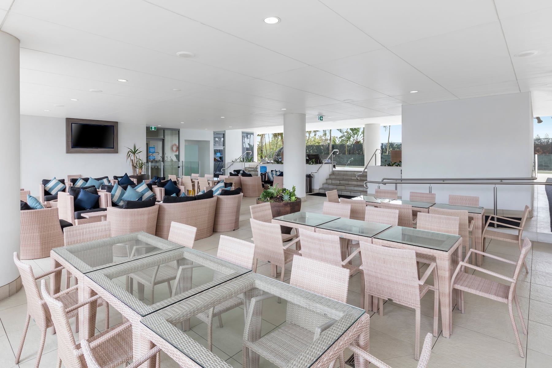 Wyndham Hotel Surfers Paradise restaurant in Surfers Paradise, Other than US/Canada