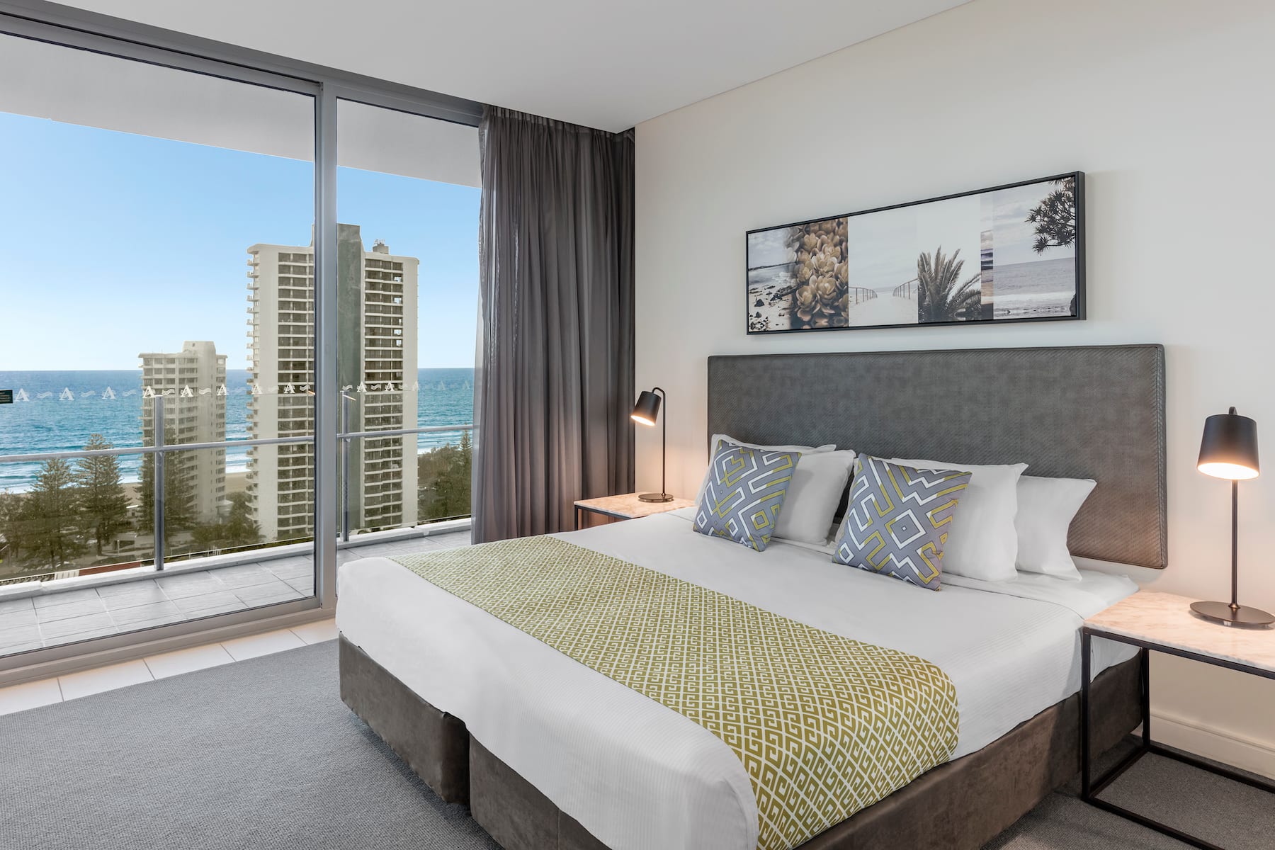 Guest room at the Wyndham Hotel Surfers Paradise in Surfers Paradise, Other than US/Canada