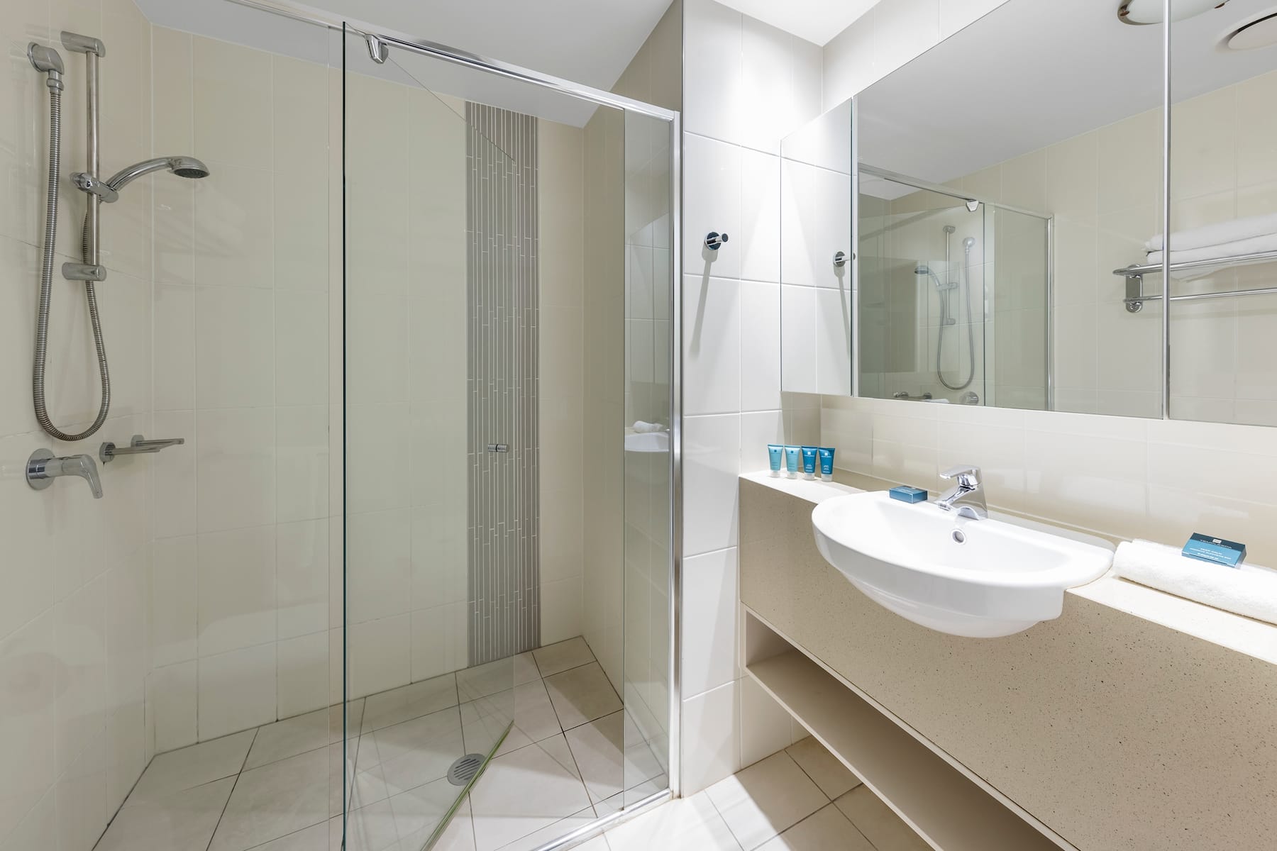 Guest room at the Wyndham Hotel Surfers Paradise in Surfers Paradise, Other than US/Canada