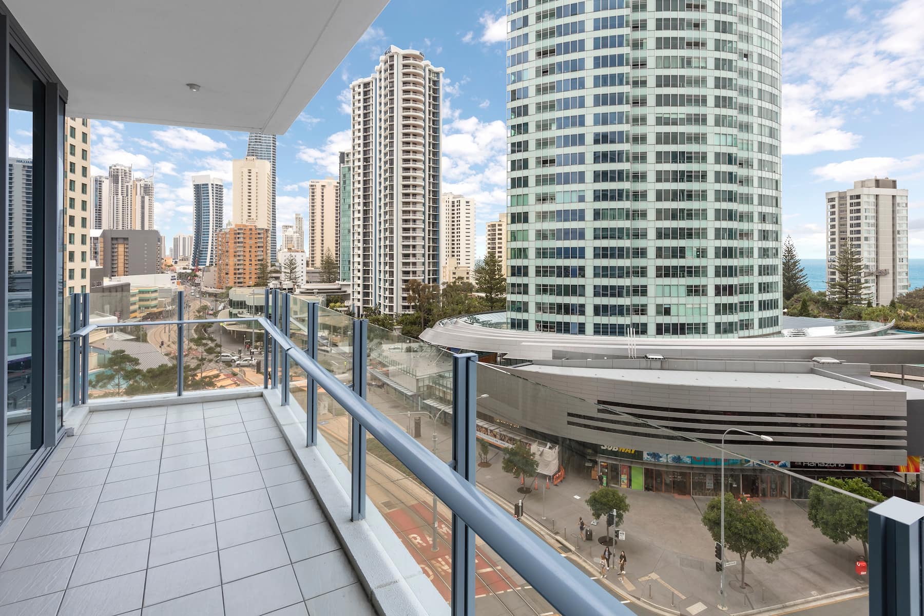 Guest room at the Wyndham Hotel Surfers Paradise in Surfers Paradise, Other than US/Canada