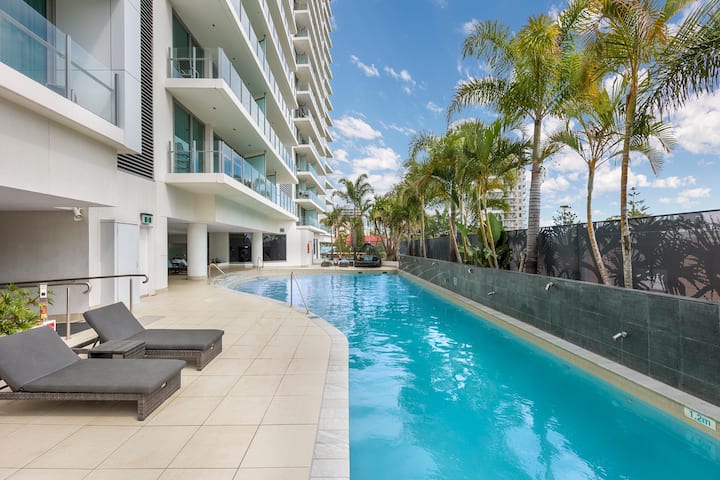 Pool at the Wyndham Hotel Surfers Paradise in Surfers Paradise, Other than US/Canada