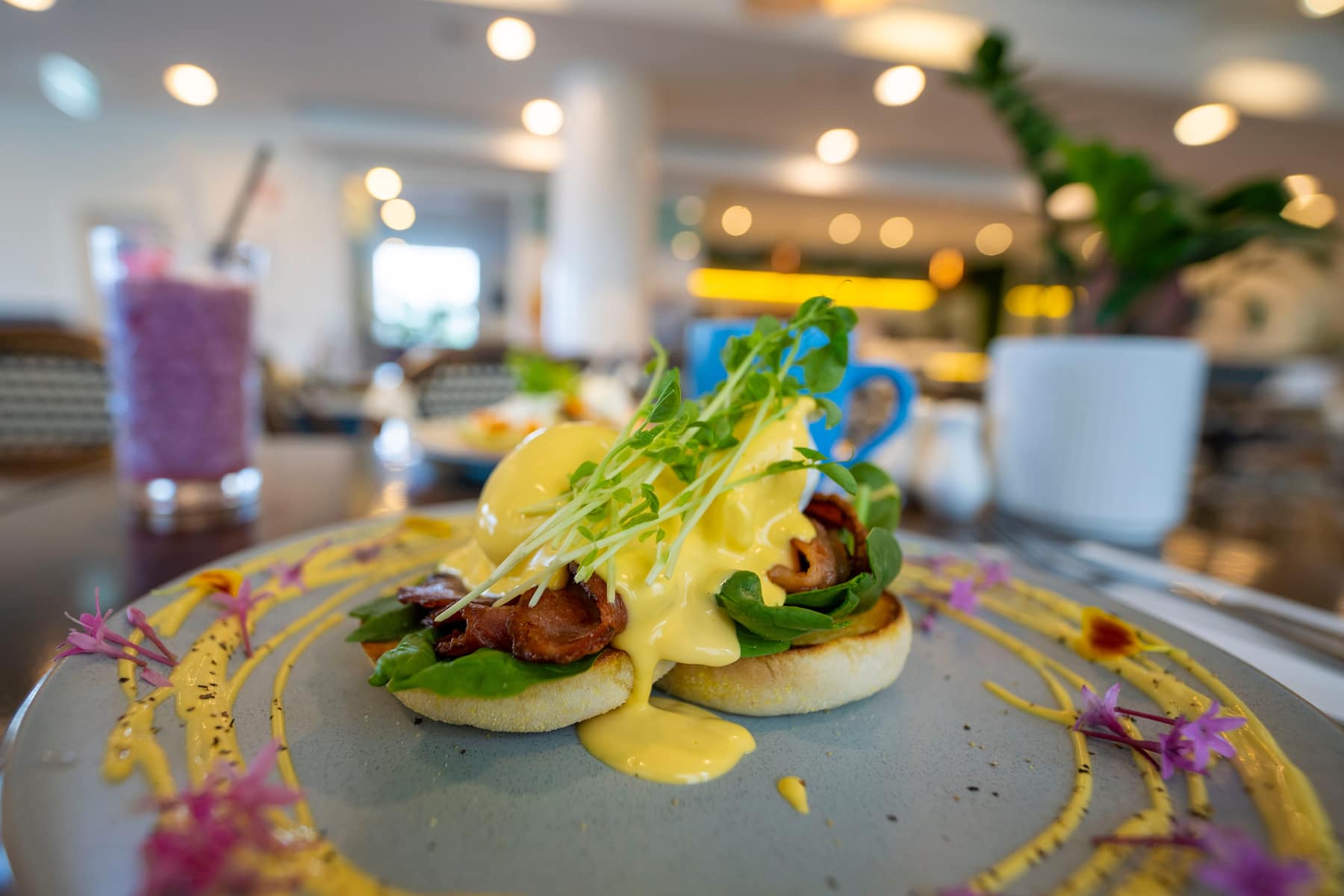 Wyndham Hotel Surfers Paradise restaurant in Surfers Paradise, Other than US/Canada