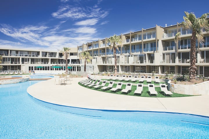 Pool at the Wyndham Resort Torquay in Torquay, Other than US/Canada