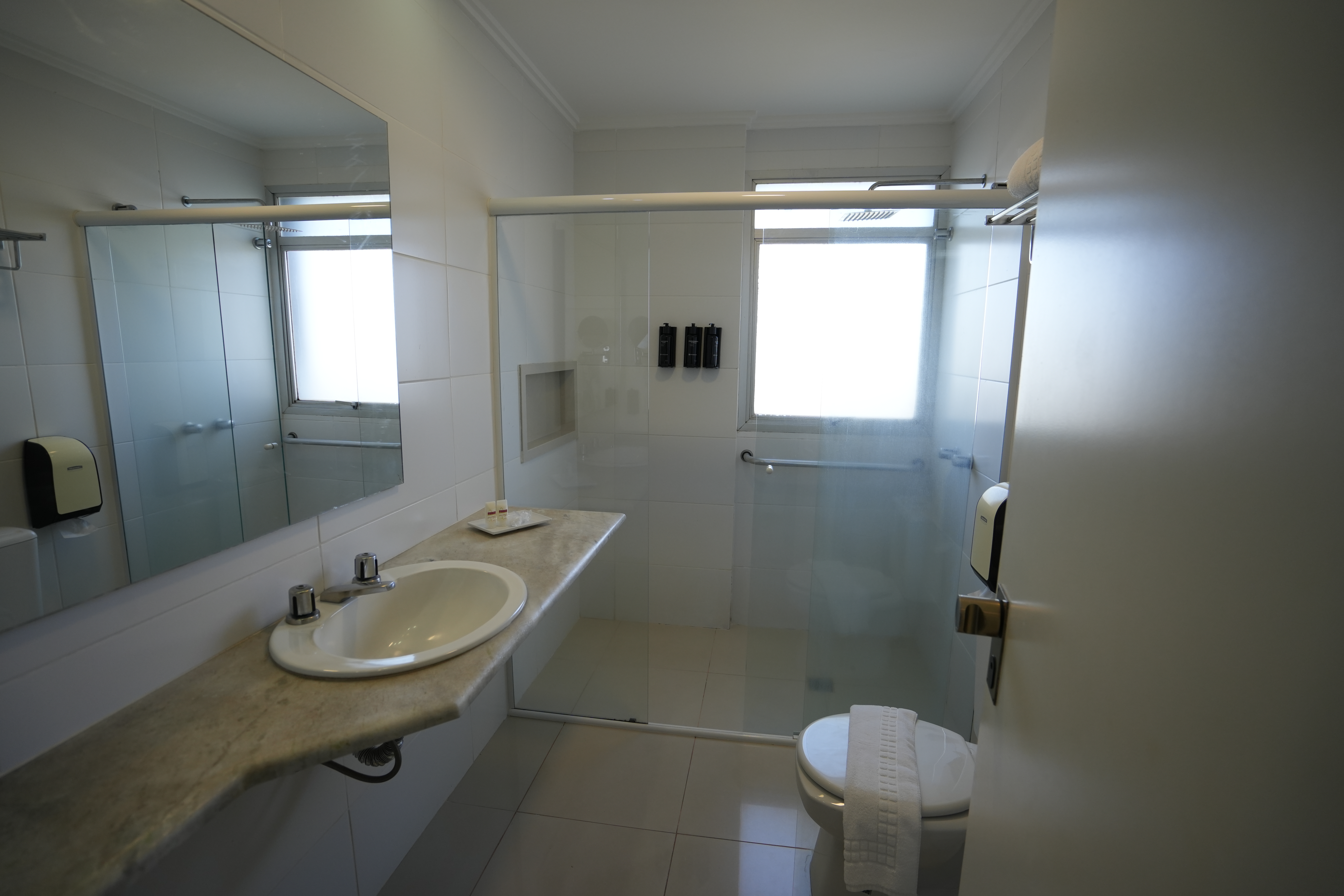 Guest room at the Wyndham Foz do Iguacu in Foz do Iguacu, Other than US/Canada