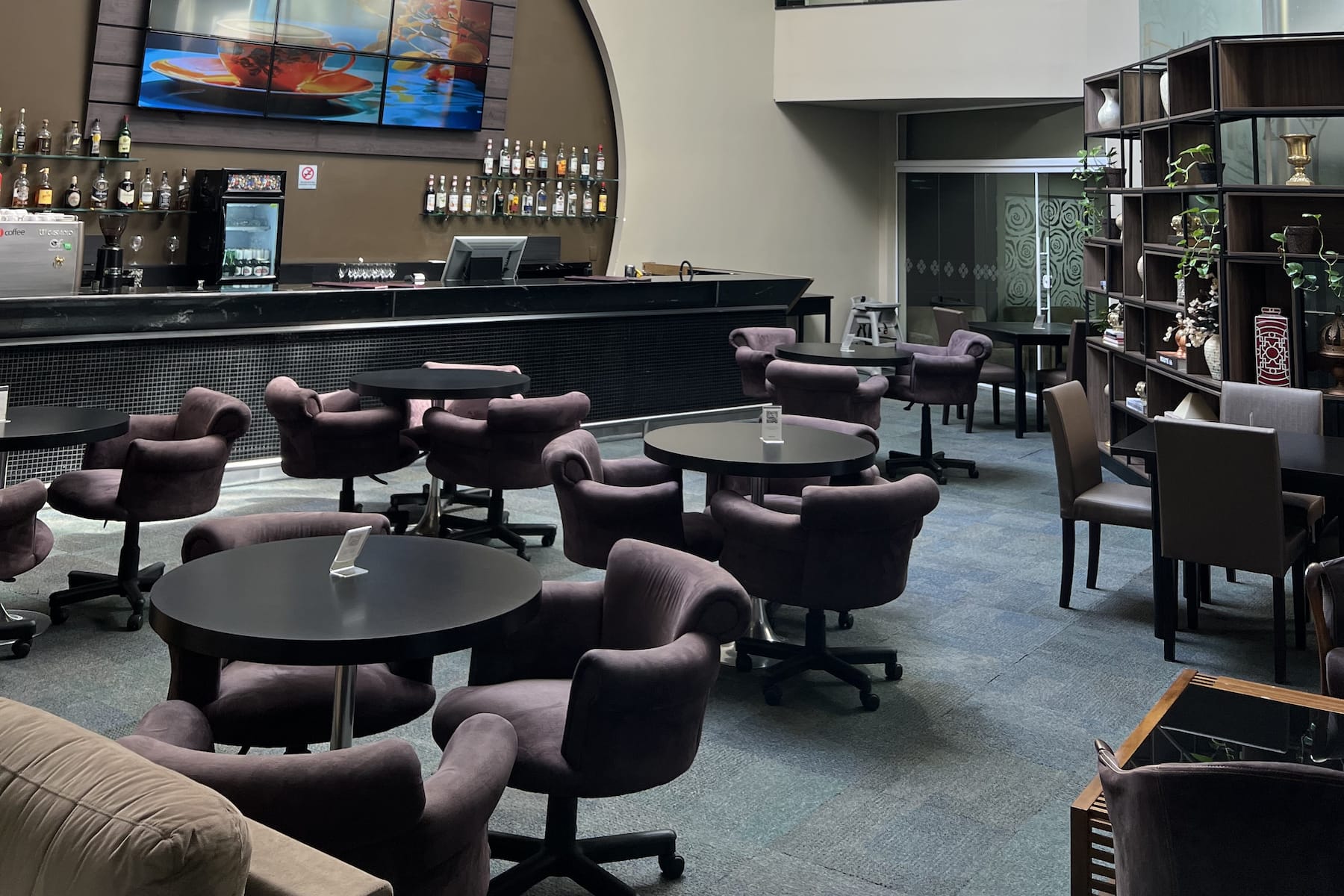 Wyndham Foz do Iguacu restaurant in Foz do Iguacu, Other than US/Canada