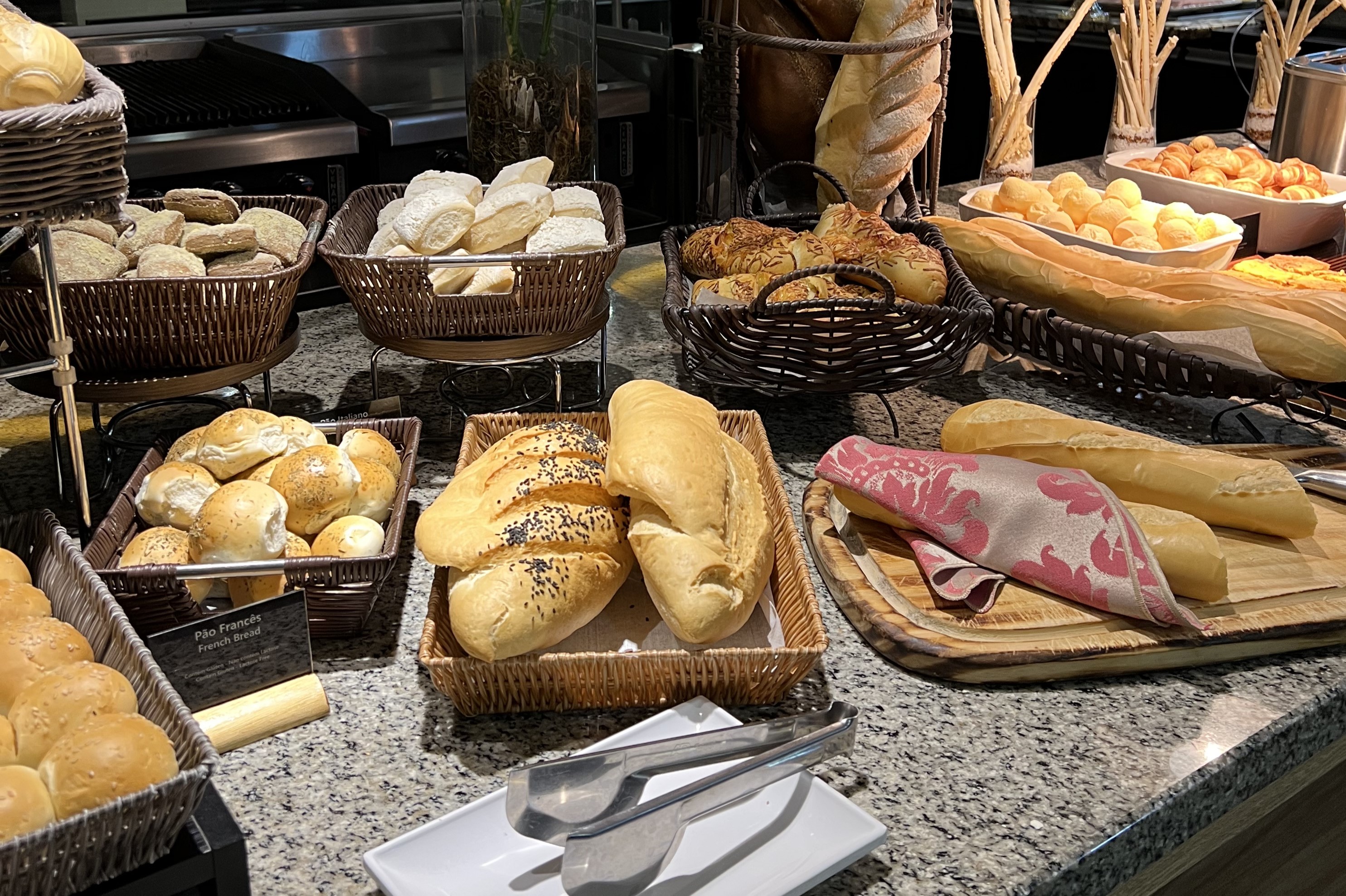 Wyndham Foz do Iguacu restaurant in Foz do Iguacu, Other than US/Canada