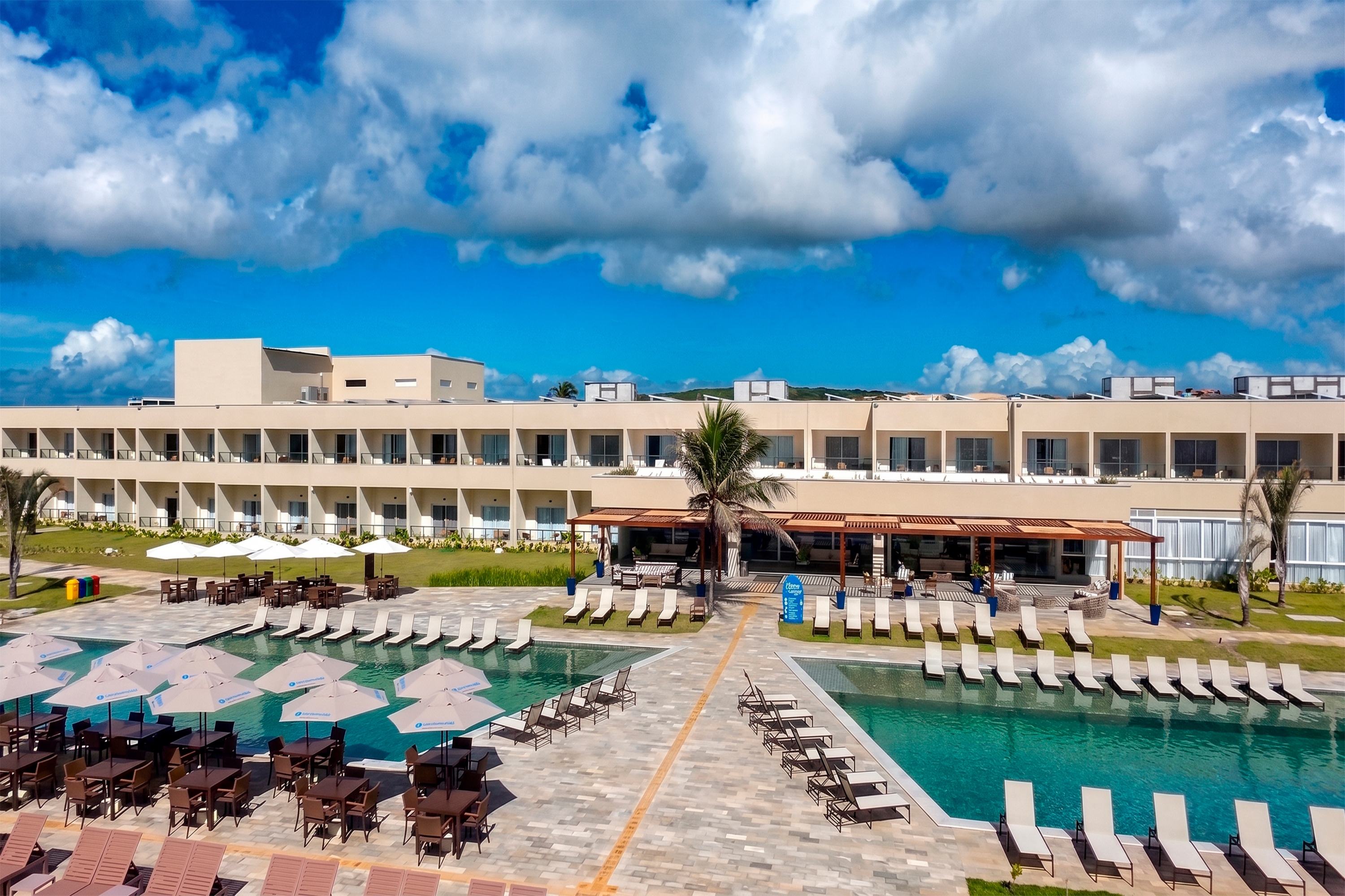 Exterior of Wyndham Natal Pitangui Praia hotel in Natal, Other than US/Canada