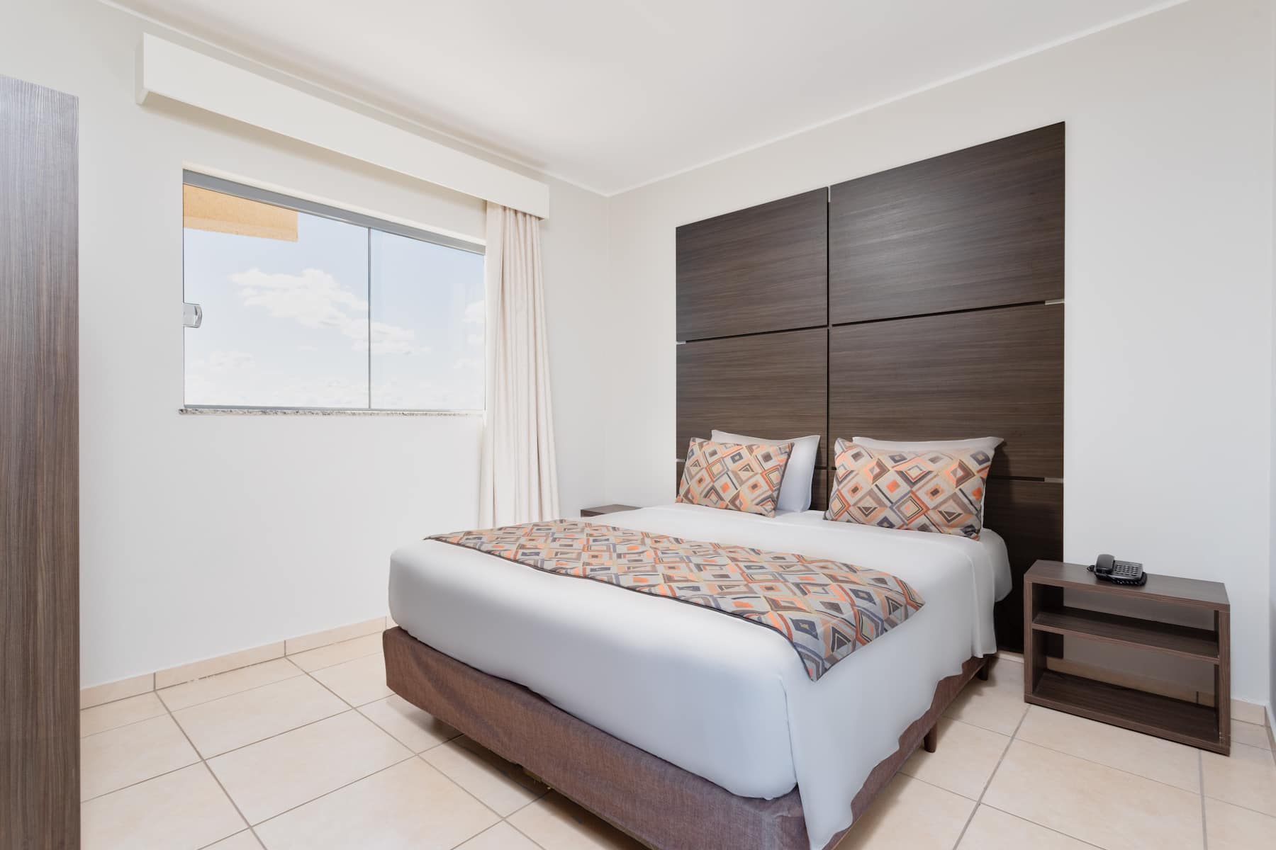 Guest room at the Wyndham Olimpia Royal Hotel in Olimpia, Other than US/Canada