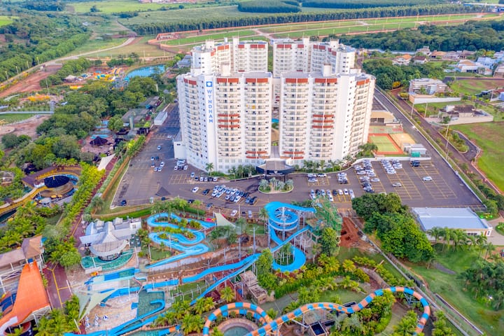 Exterior of Wyndham Olimpia Royal Hotel hotel in Olimpia, Other than US/Canada