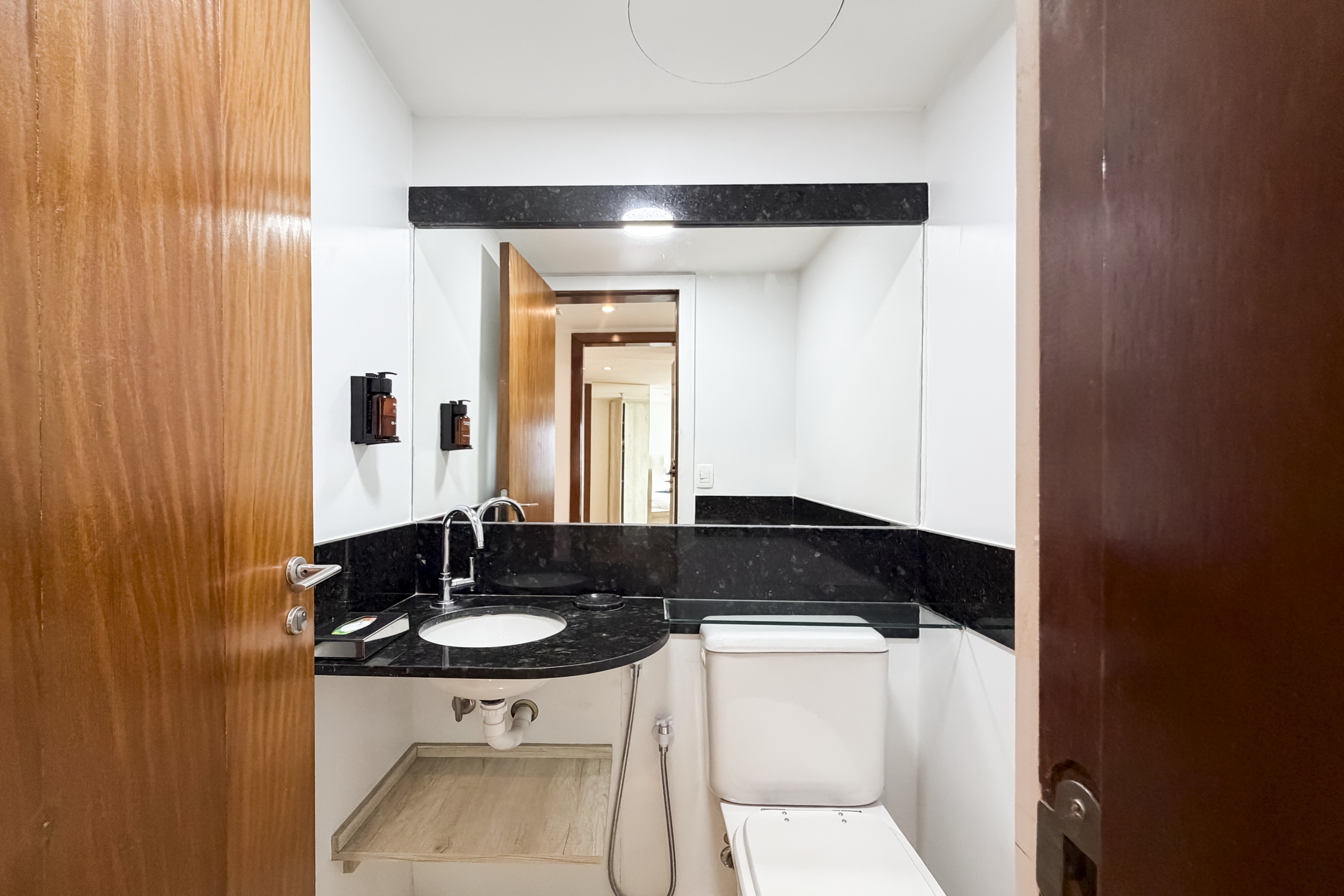 Guest room bath at the Wyndham Rio Barra in Rio de Janeiro, Other than US/Canada