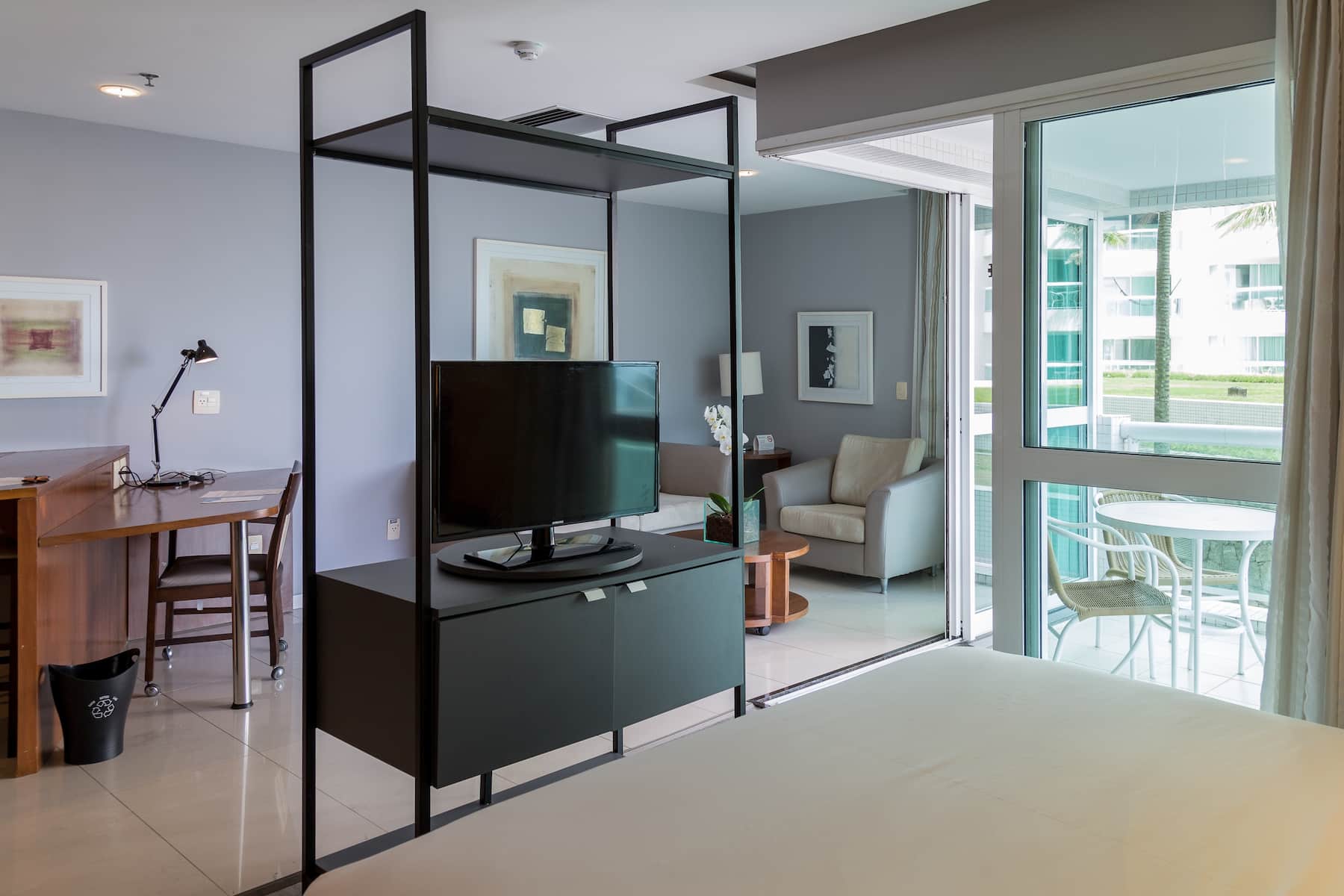 Guest room at the Wyndham Rio Barra in Rio de Janeiro, Other than US/Canada